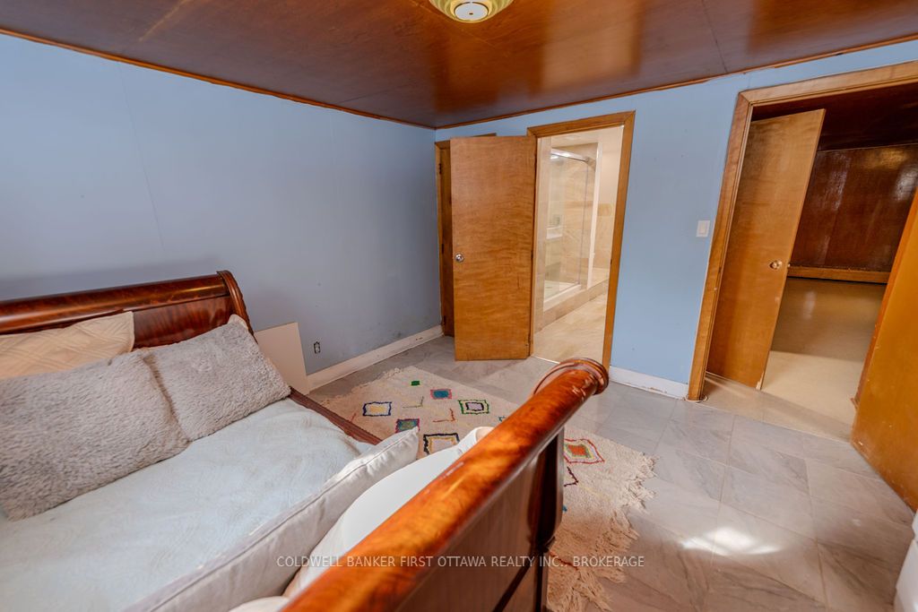 10 Brant Avenue Property Photo 37