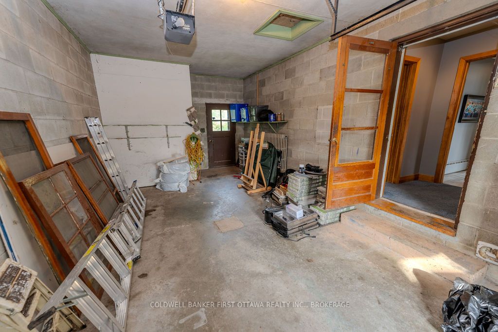 10 Brant Avenue Property Photo 41