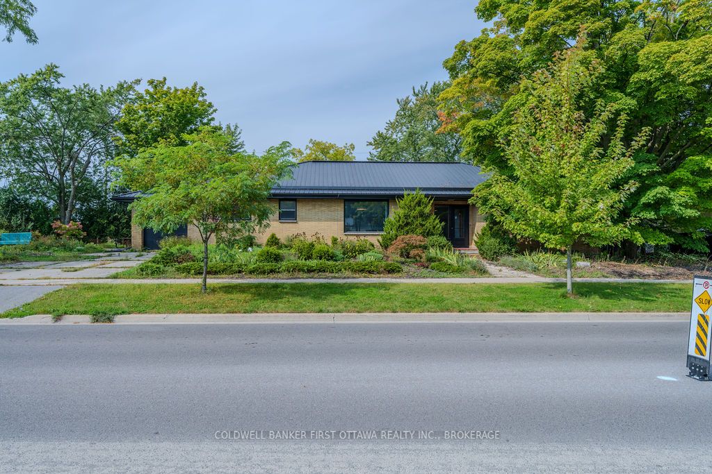 10 Brant Avenue Property Photo 43