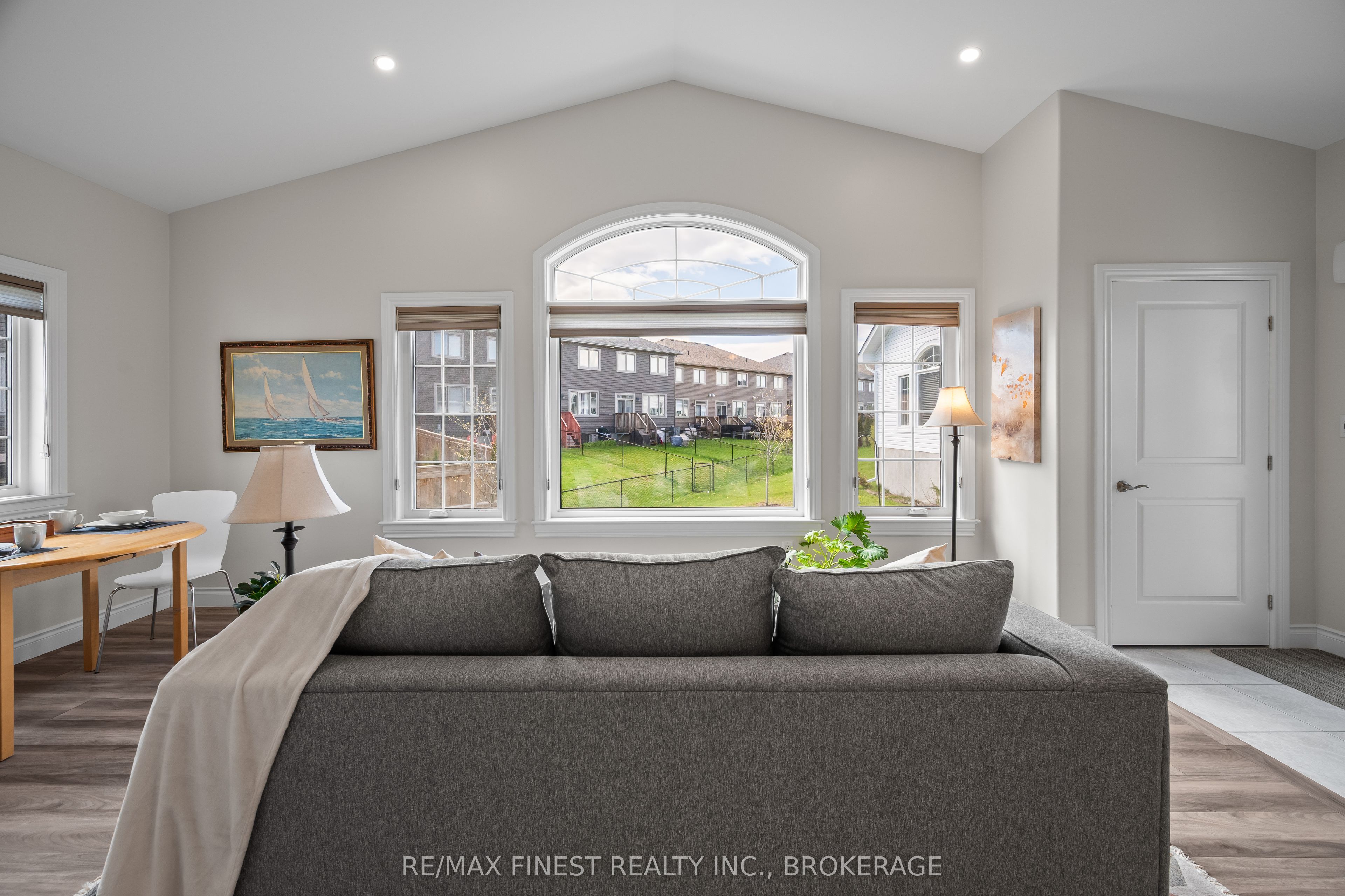 47 Lowry Place Property Photo 9