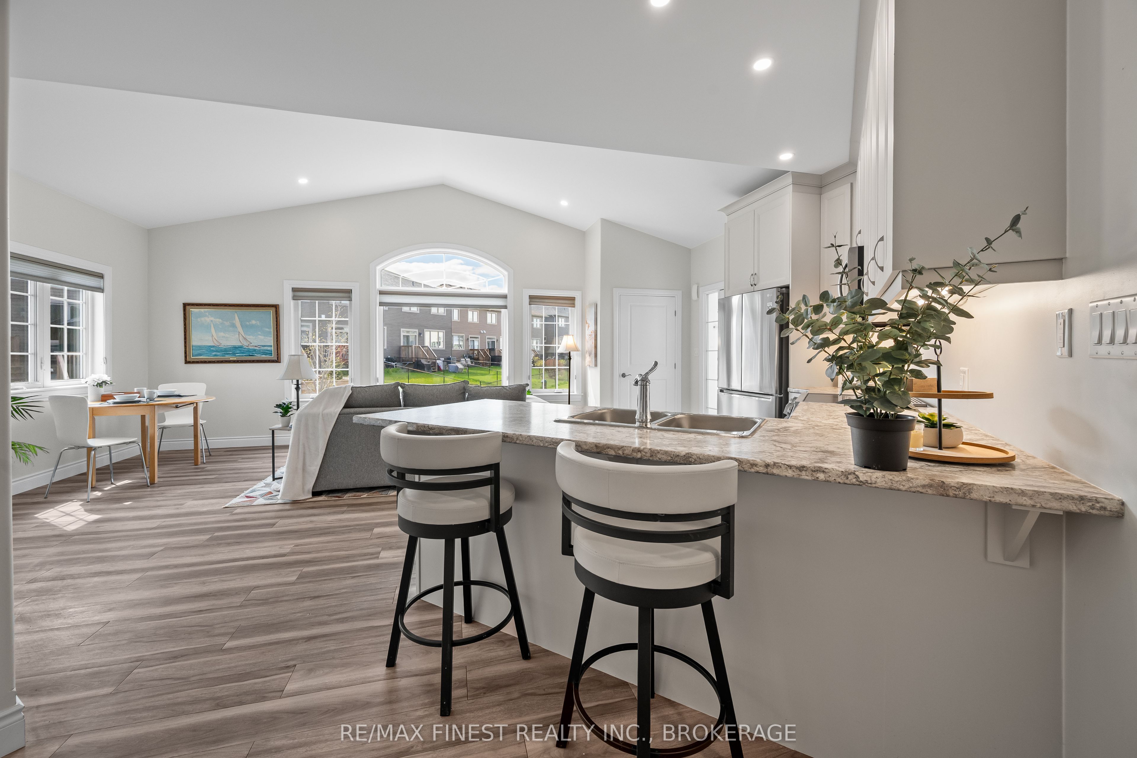 47 Lowry Place Property Photo 14