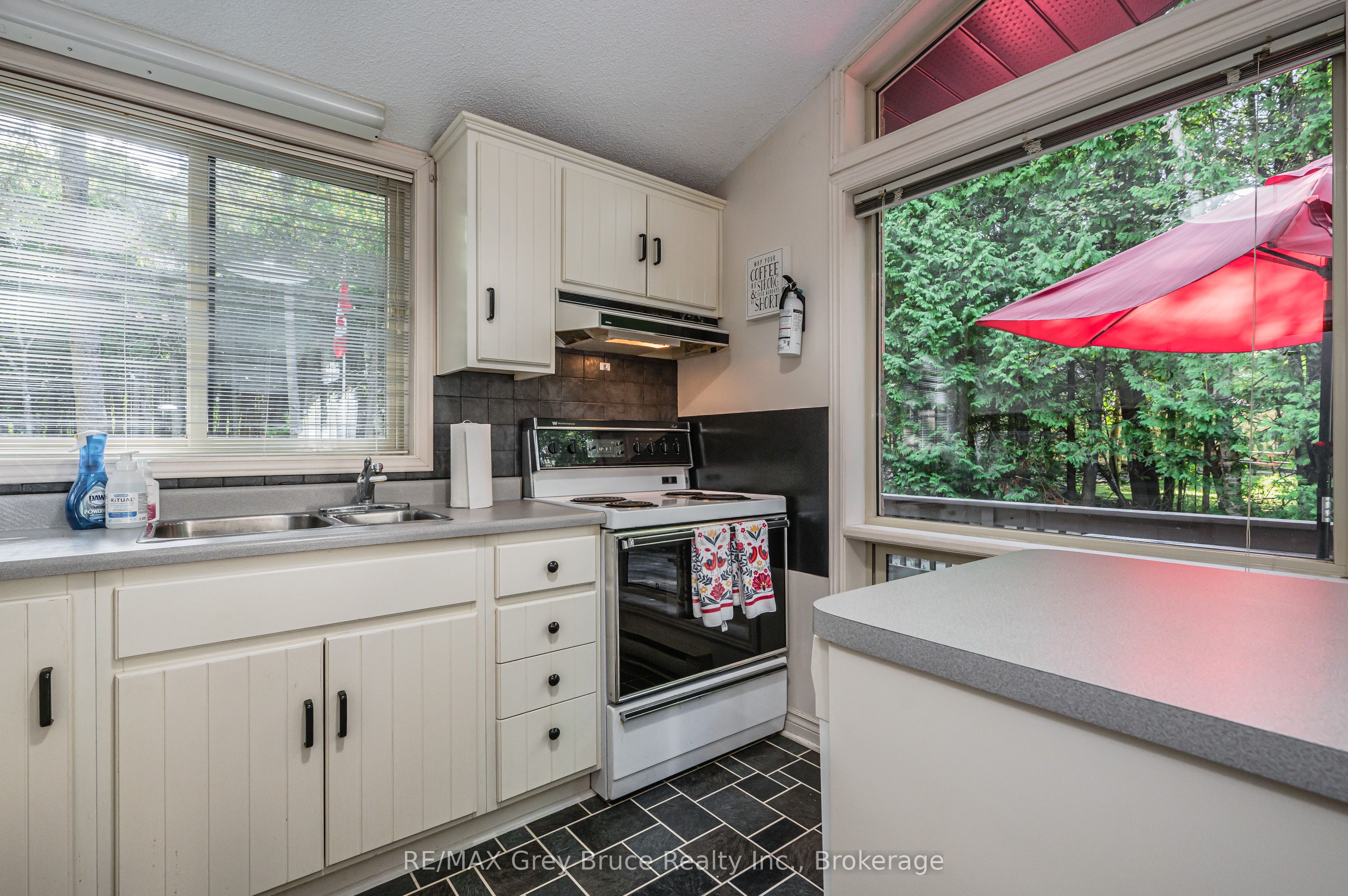 66 Harpur Drive Property Photo 16