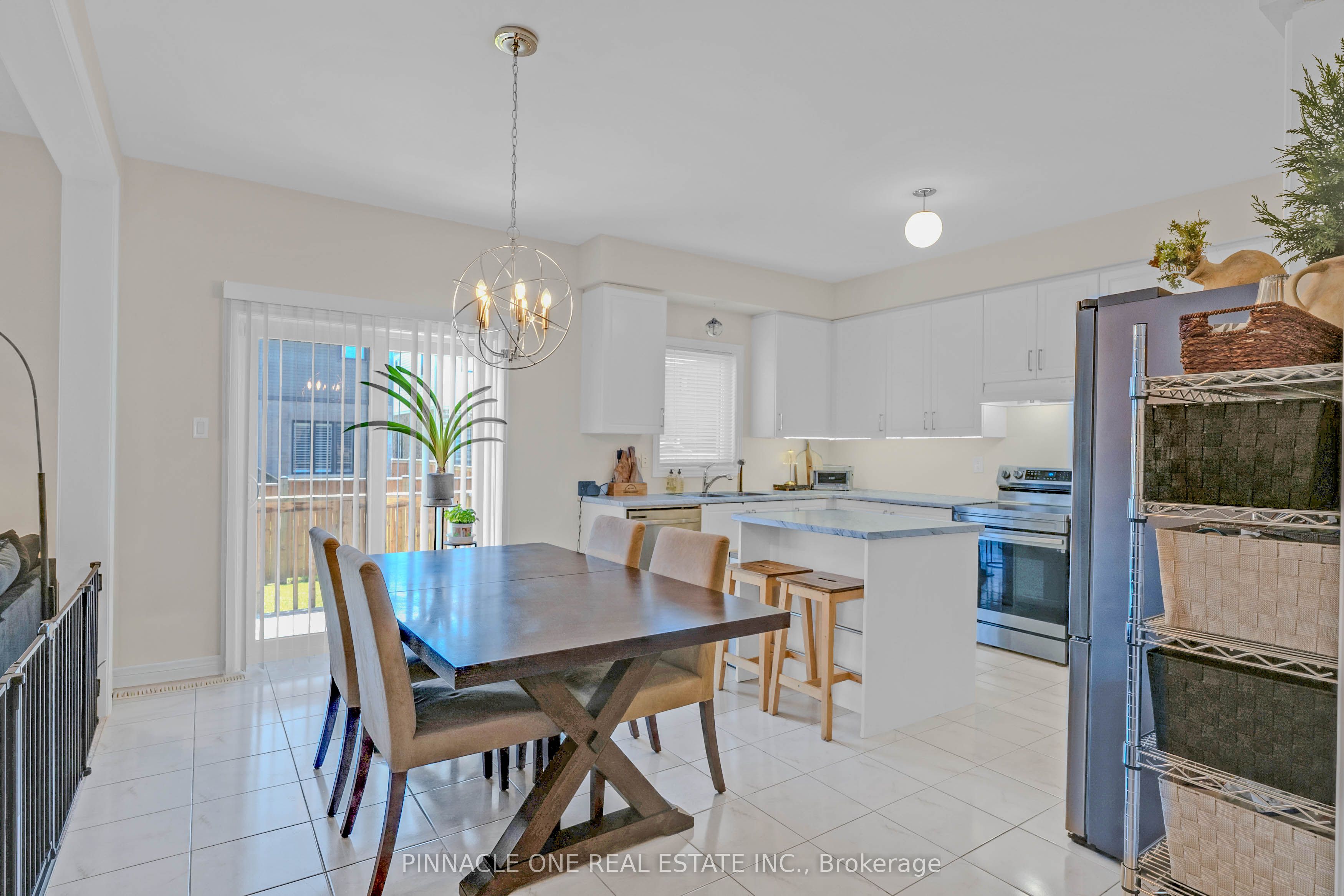 232 Midland Place Property Photo 23