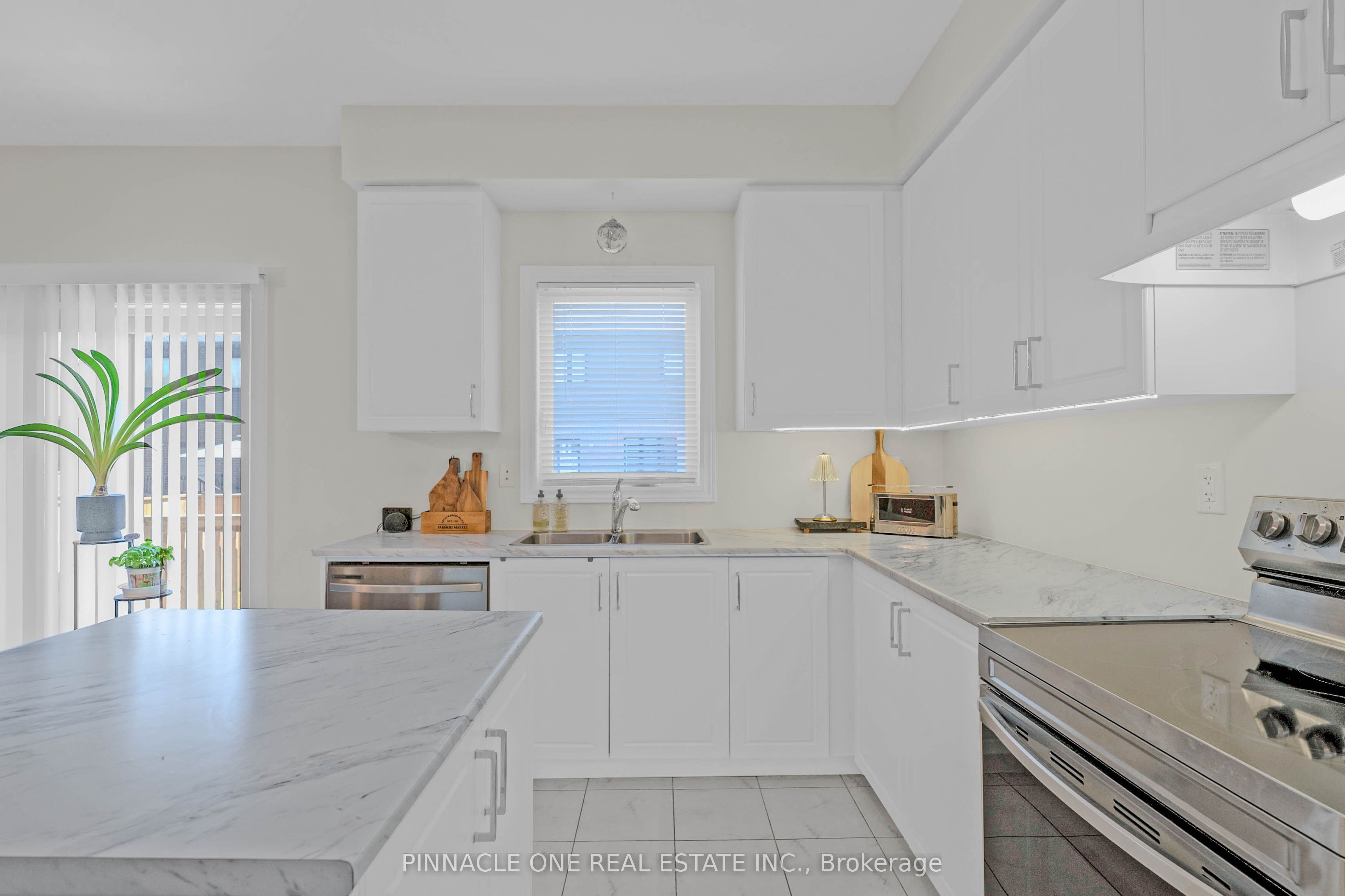 232 Midland Place Property Photo 27