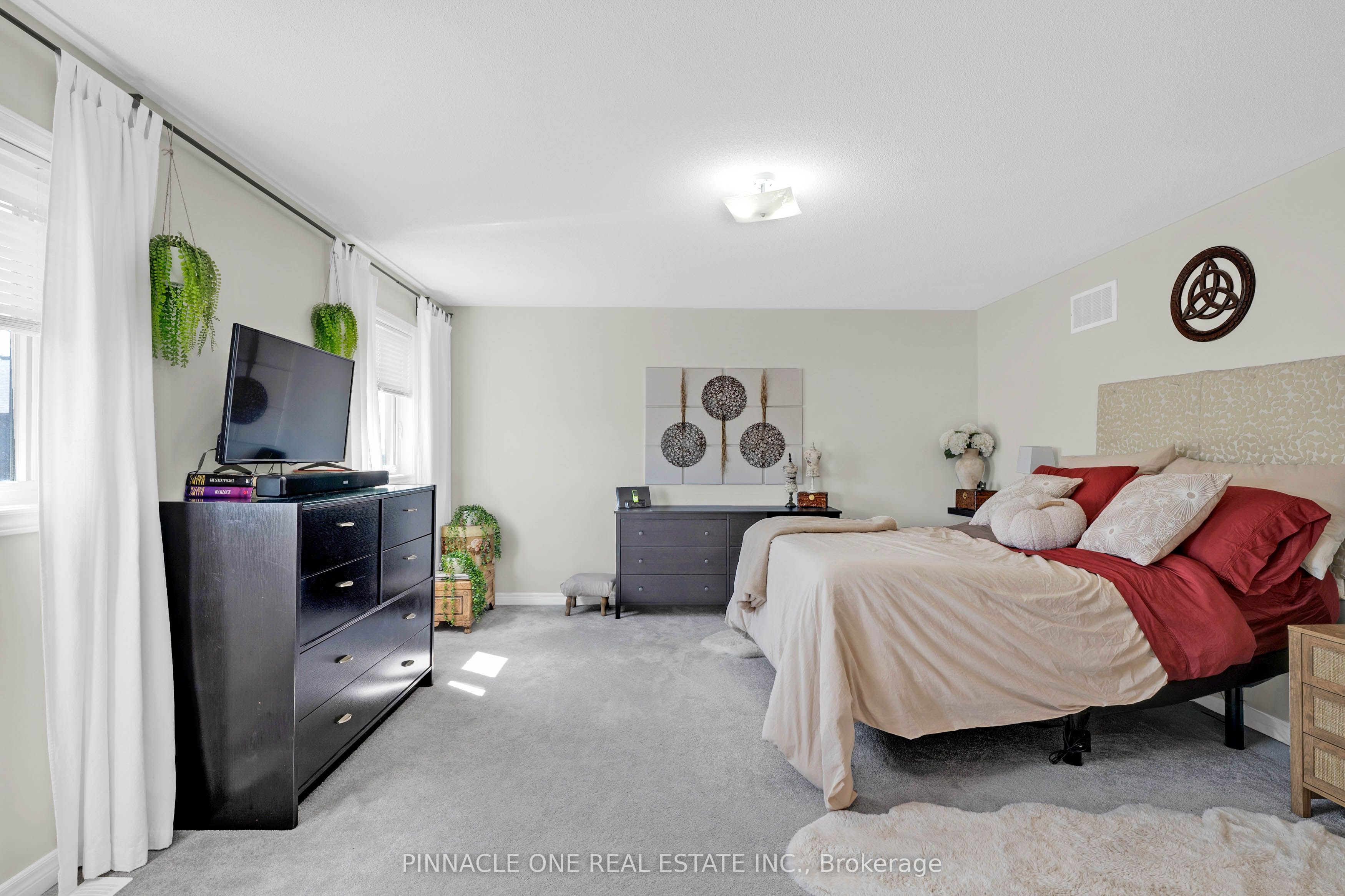 232 Midland Place Property Photo 32