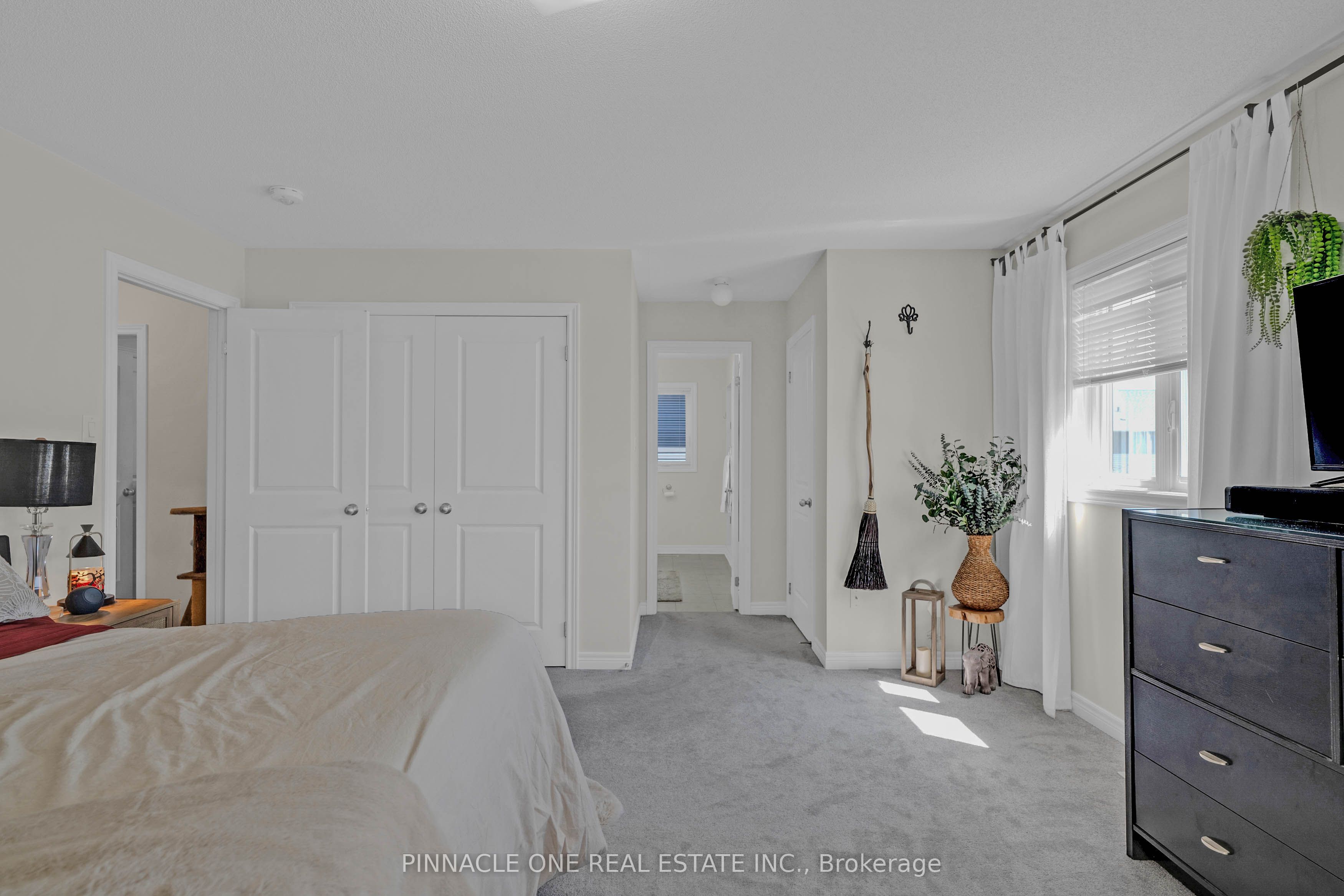 232 Midland Place Property Photo 33