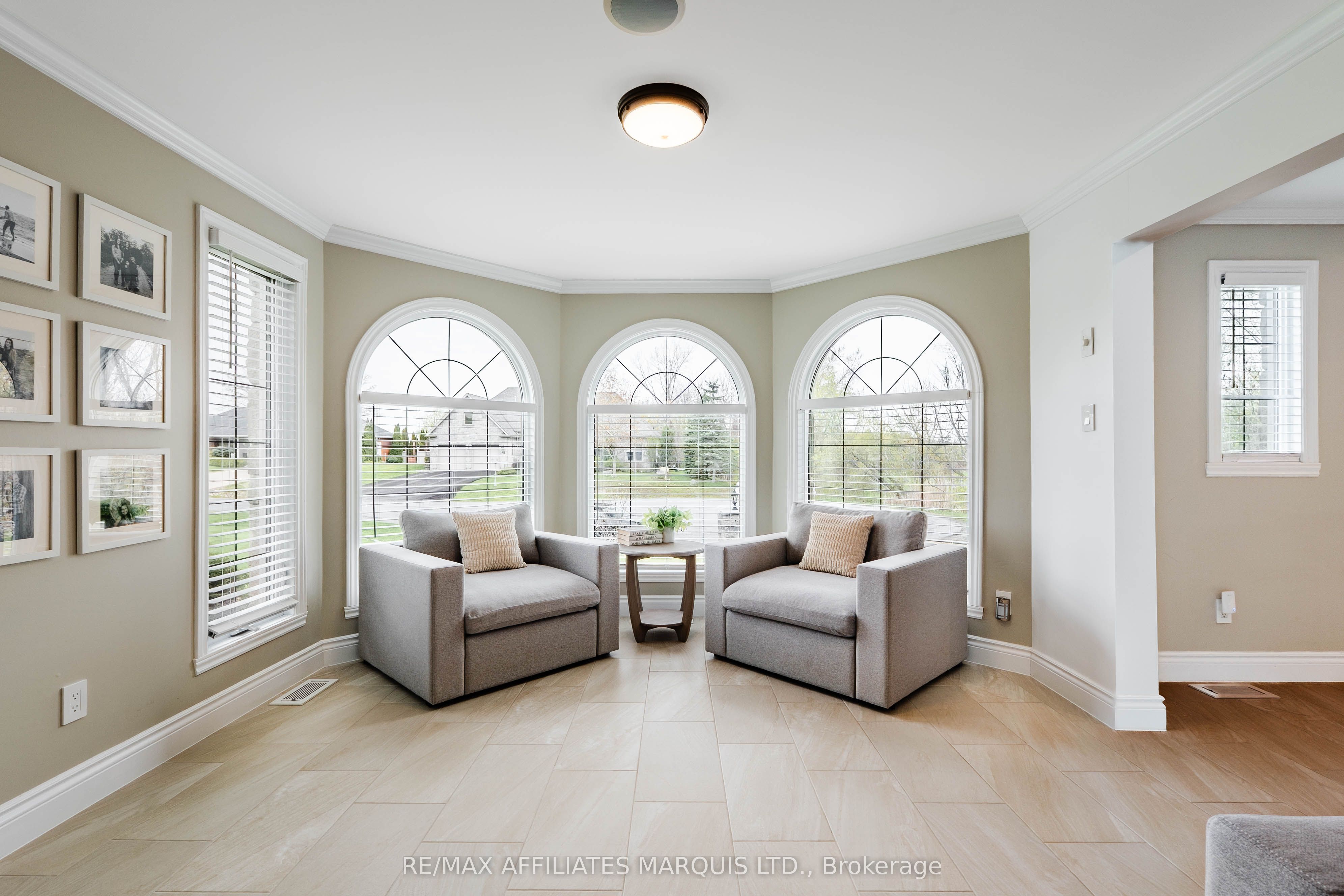 46 Chantine Drive Property Photo 15