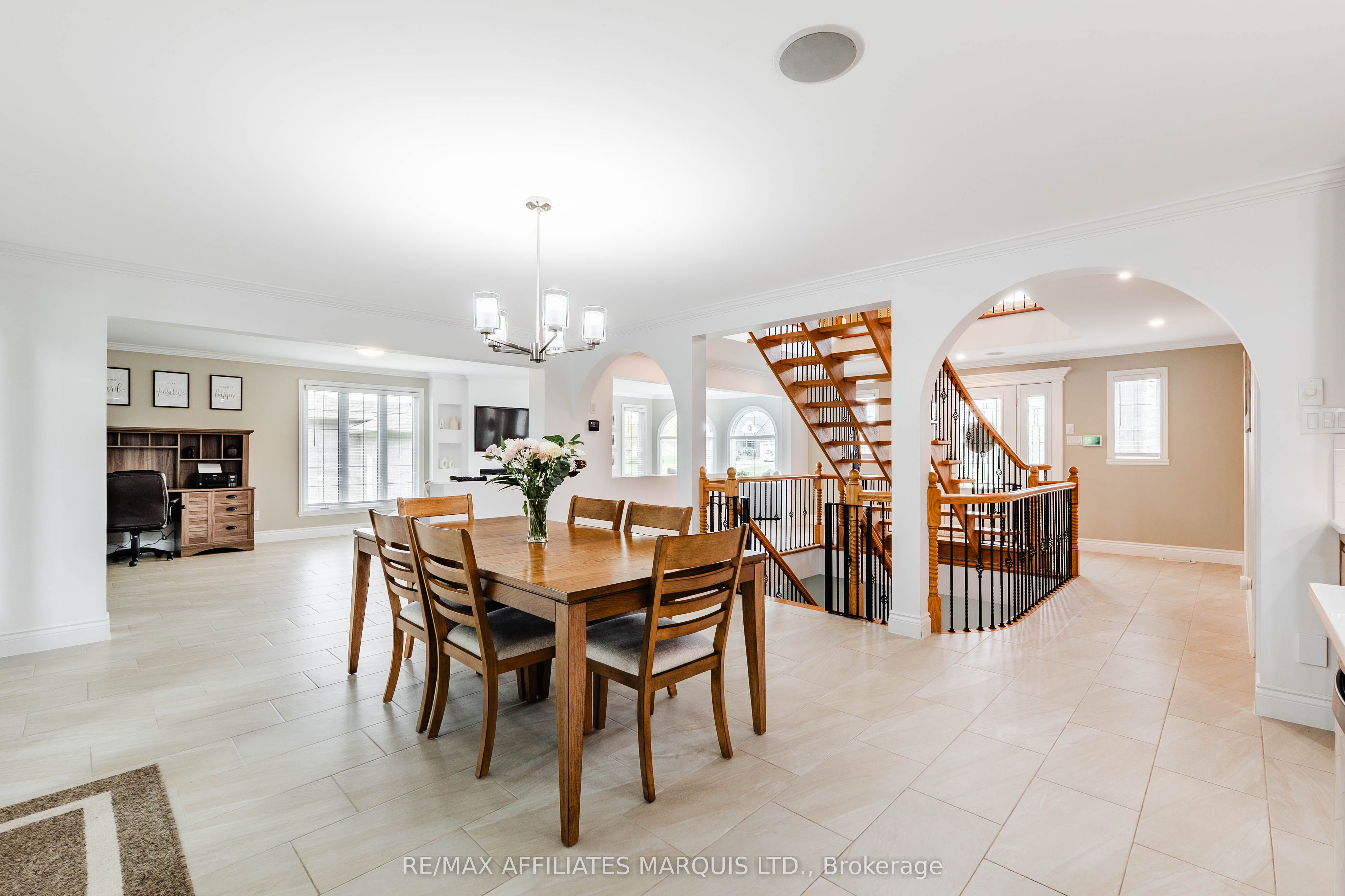 46 Chantine Drive Property Photo 16