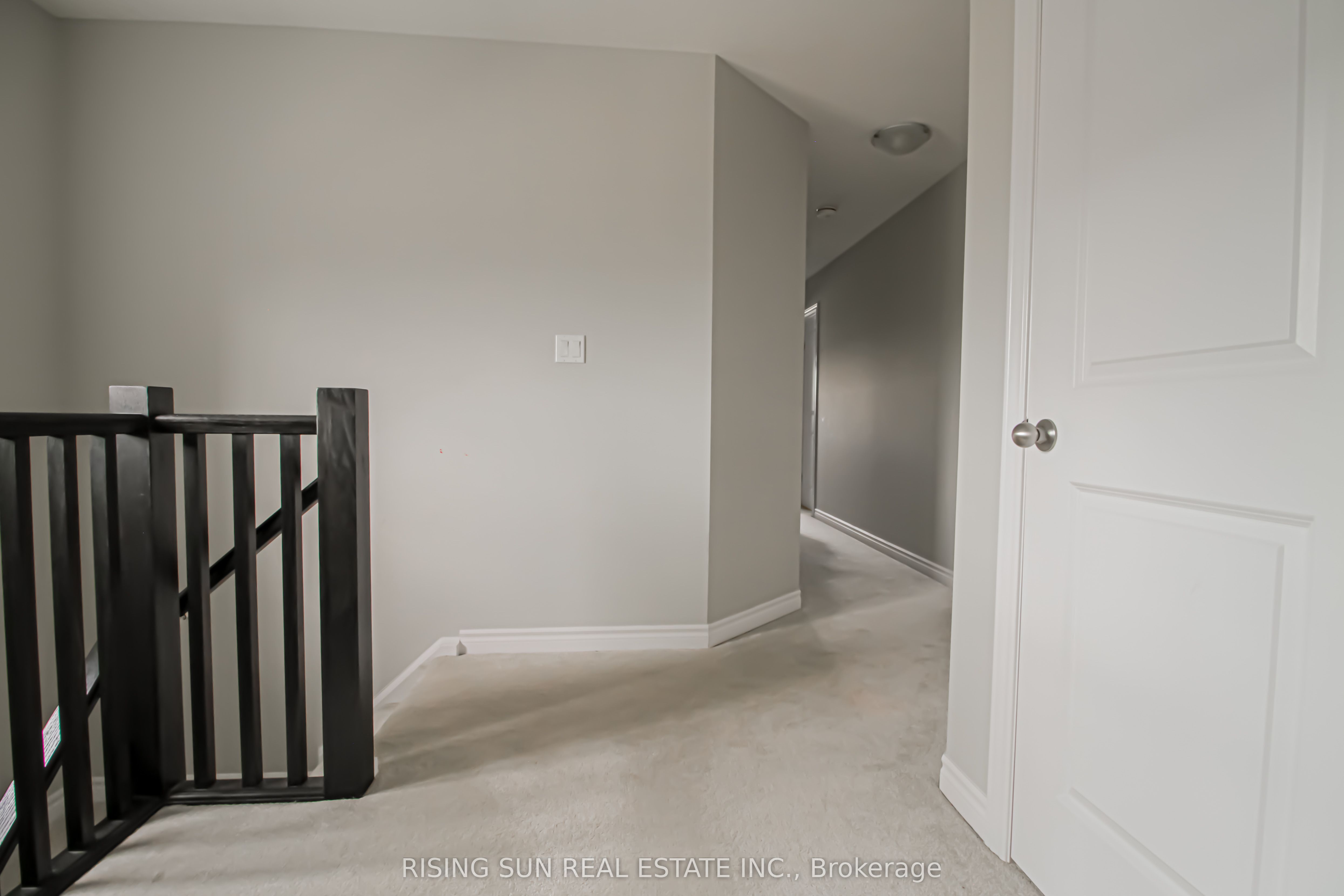 1624 Dunkirk Avenue E Property Photo 12