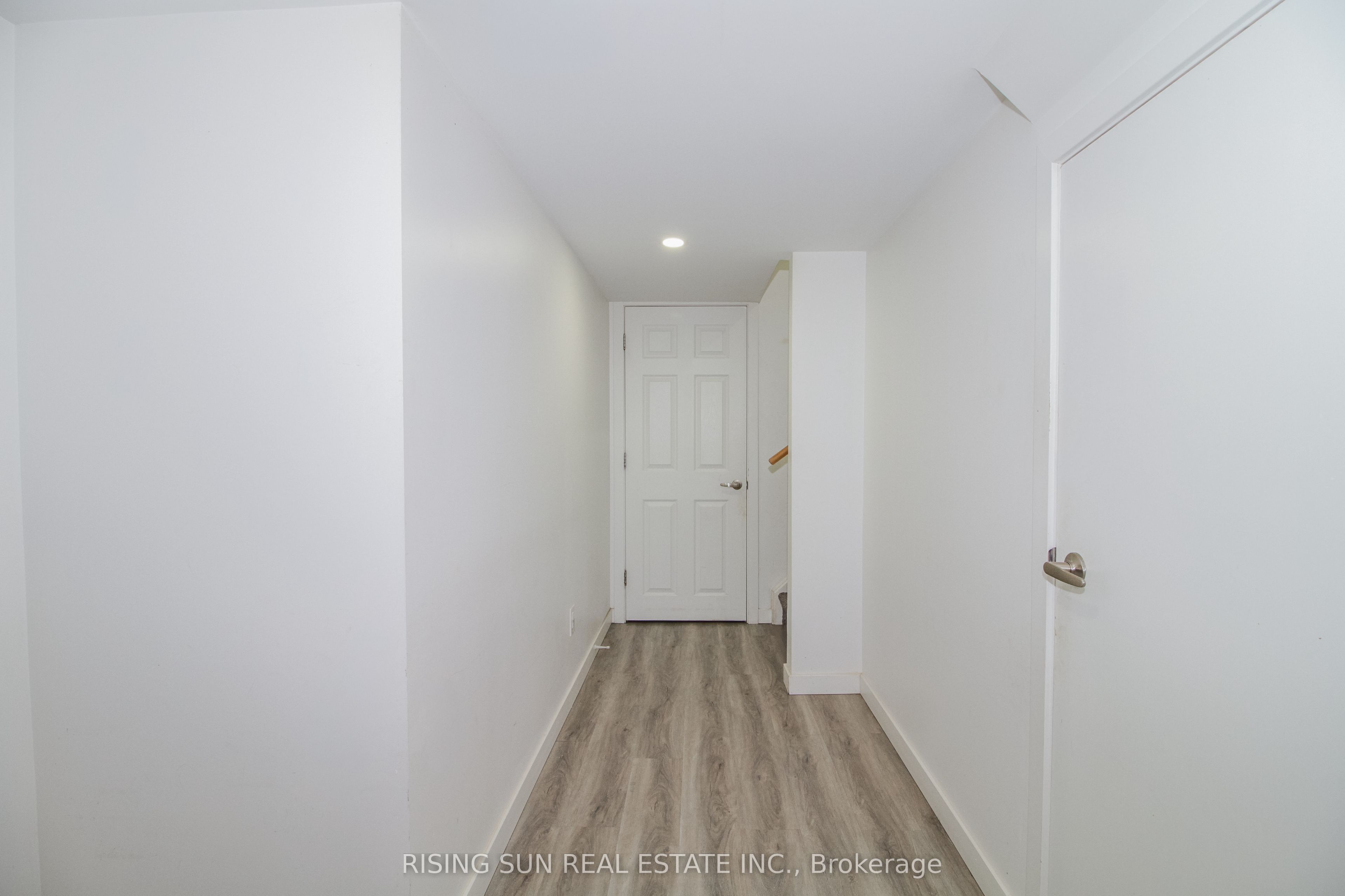 1624 Dunkirk Avenue E Property Photo 24