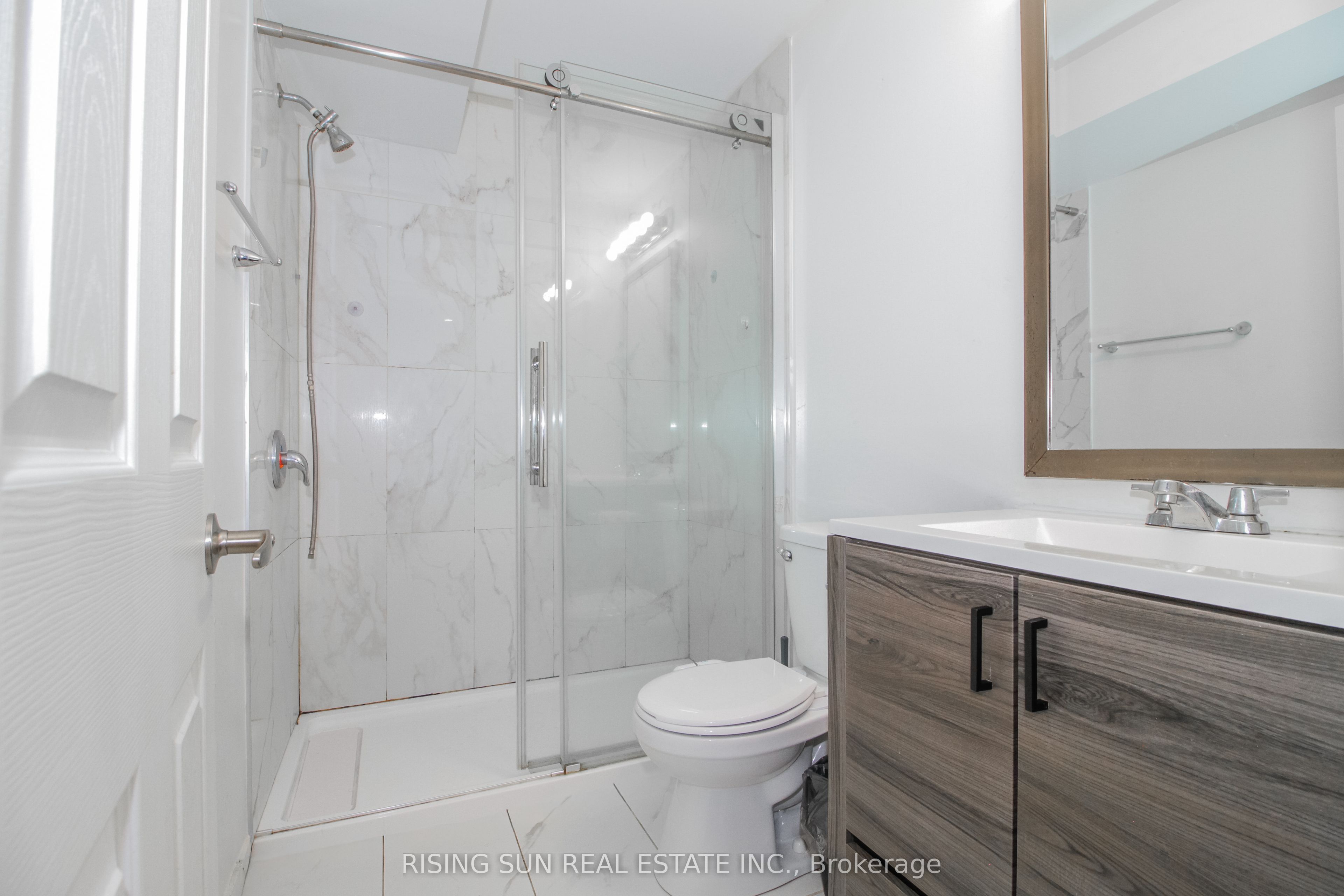 1624 Dunkirk Avenue E Property Photo 27
