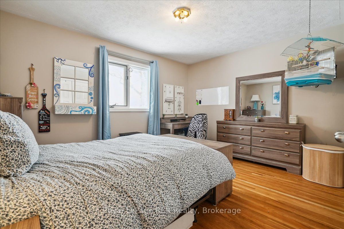 196313 Grey 7 Road Property Photo 25