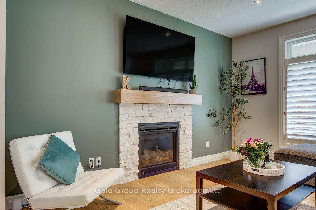 971 Downing Drive Property Photo 7