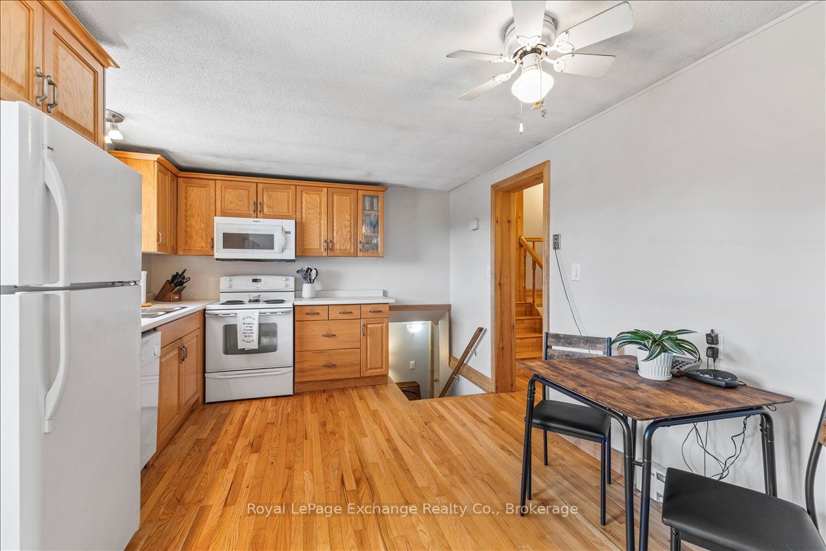 27 Inverlyn Crescent S Property Photo 10