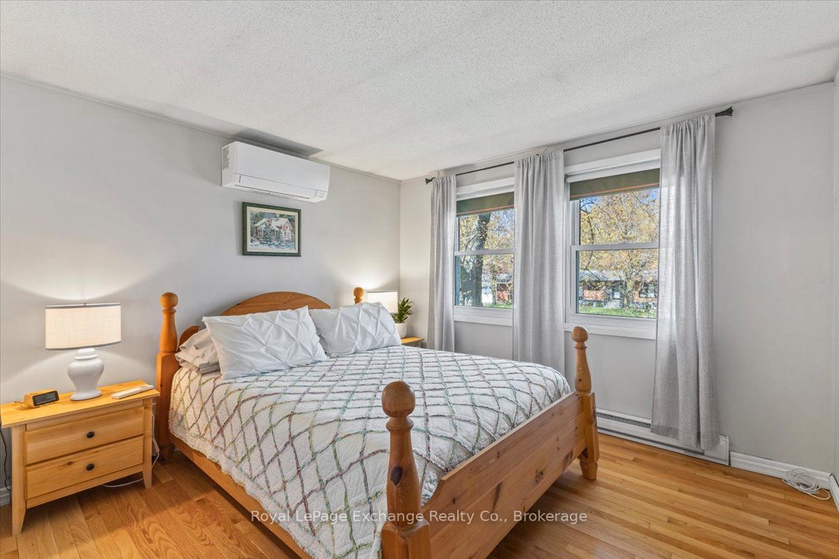 27 Inverlyn Crescent S Property Photo 14