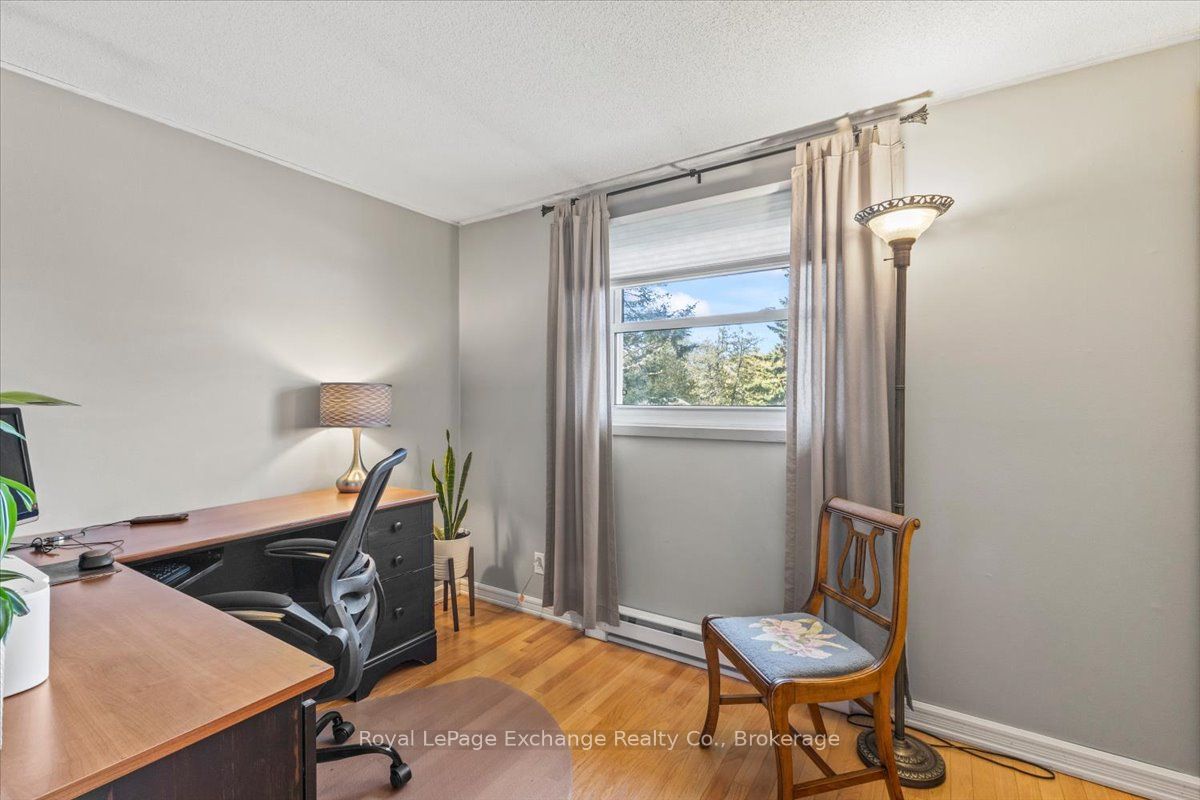 27 Inverlyn Crescent S Property Photo 15
