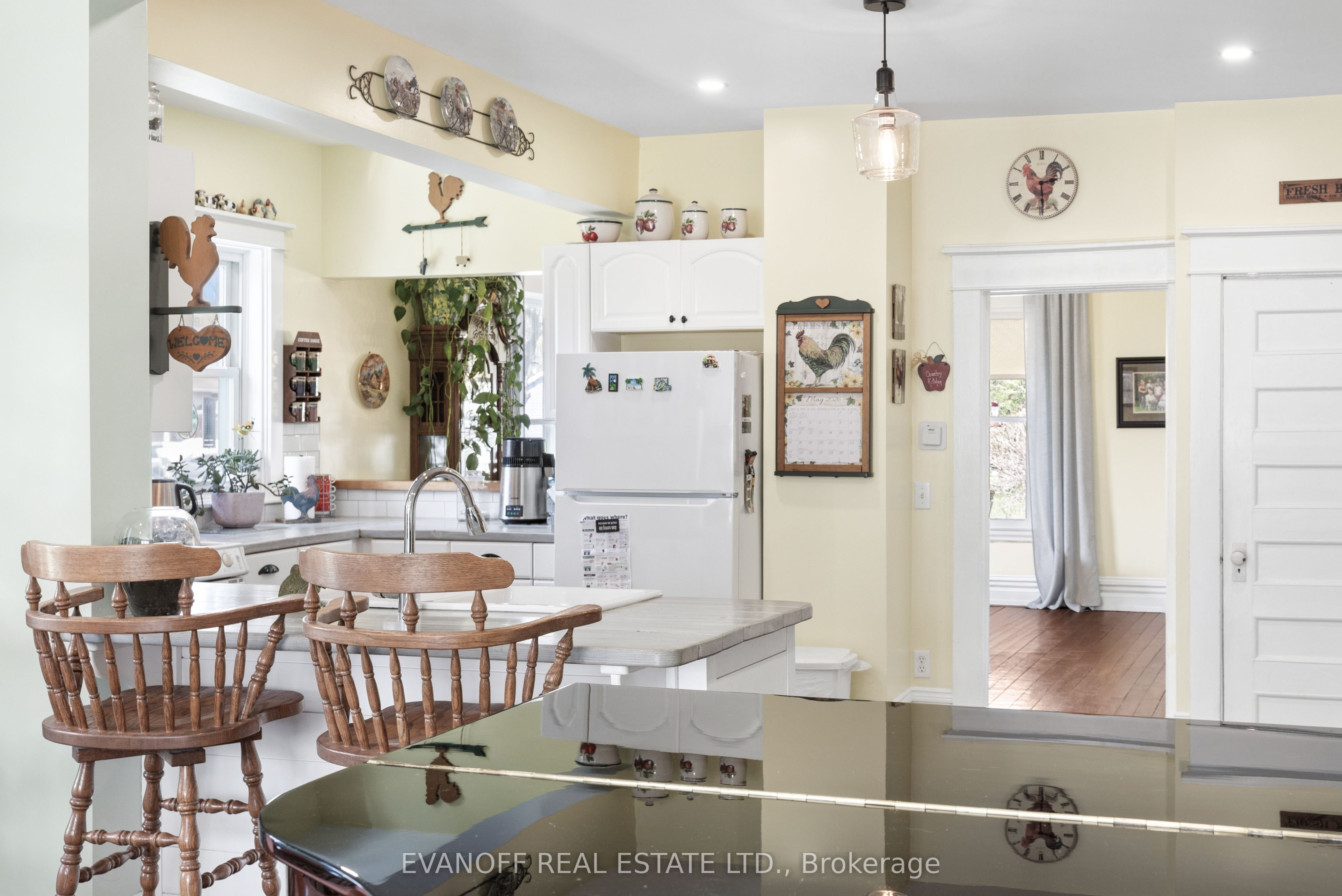 61 Bond Street W Property Photo 20