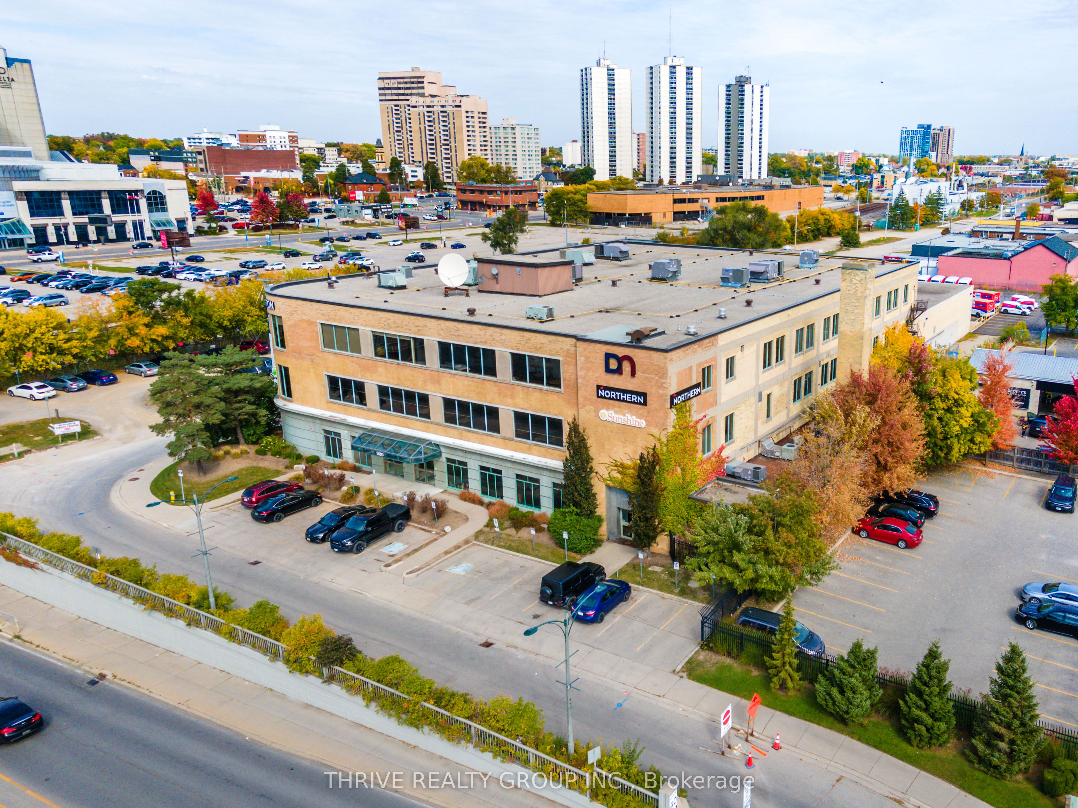 300 Wellington Street Property Photo 1