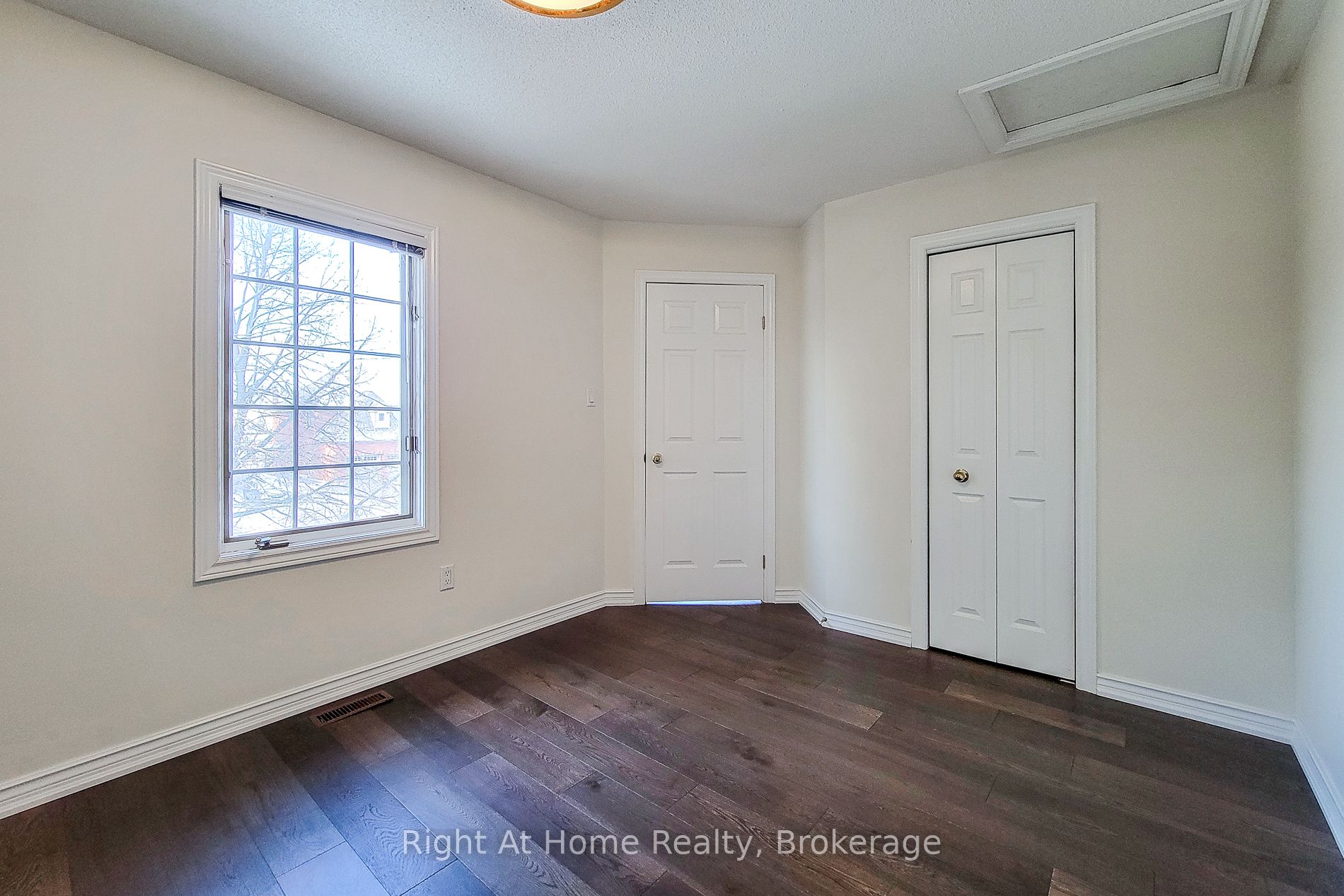 85 Meadowlands Boulevard Property Photo 29