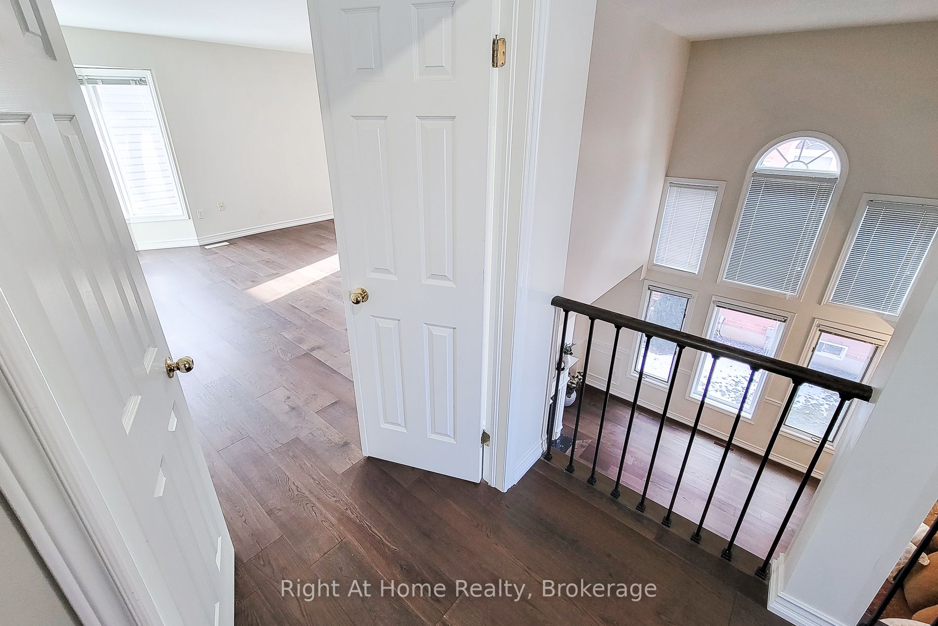 85 Meadowlands Boulevard Property Photo 33