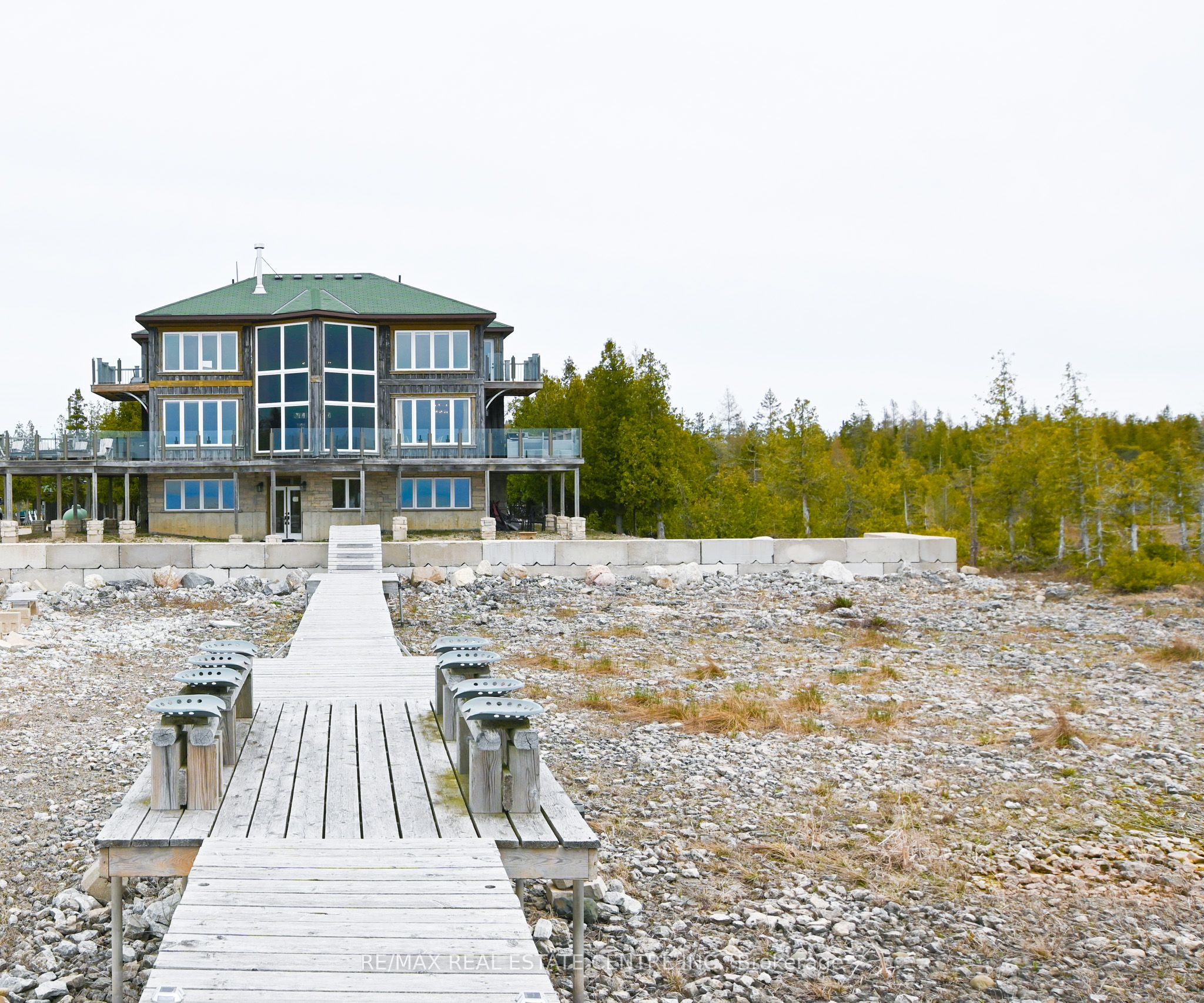796 Dorcas Bay Road Property Photo 1