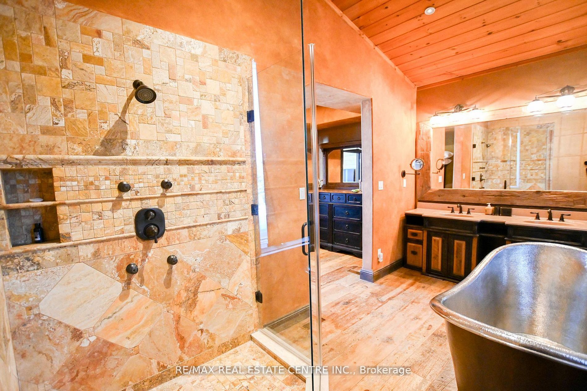 796 Dorcas Bay Road Property Photo 17