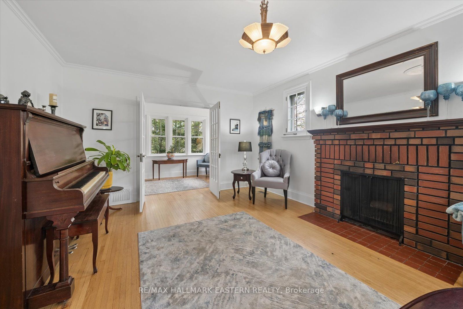 301 Engleburn Avenue Property Photo 11