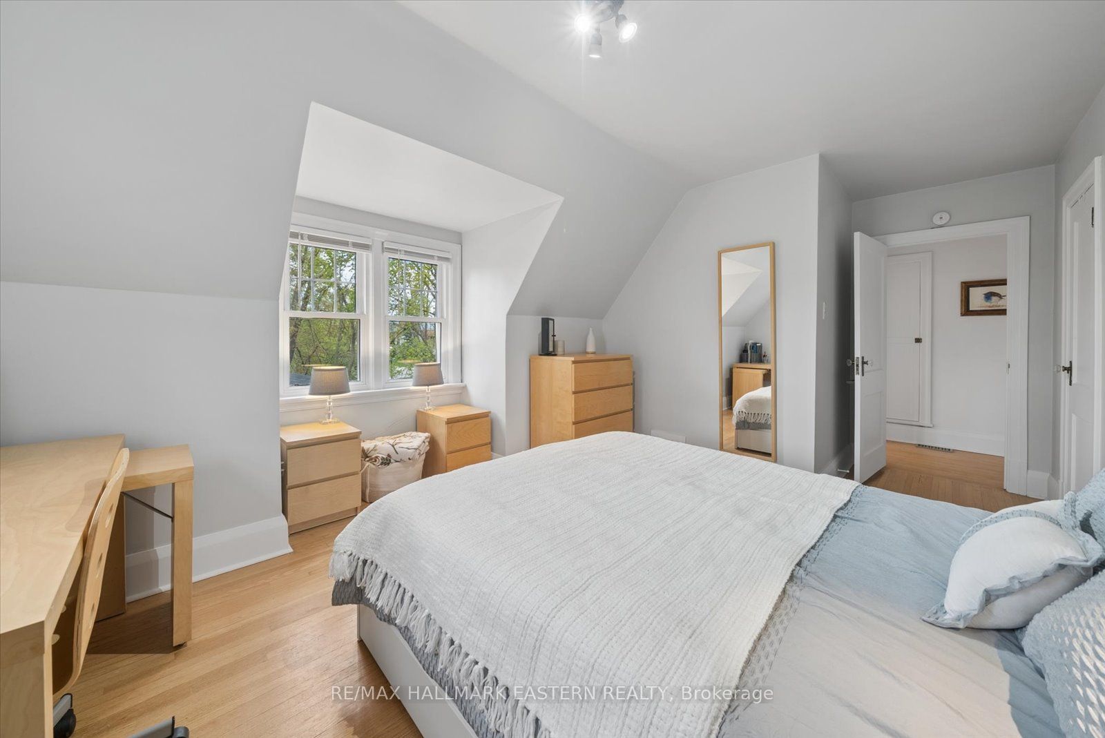 301 Engleburn Avenue Property Photo 22