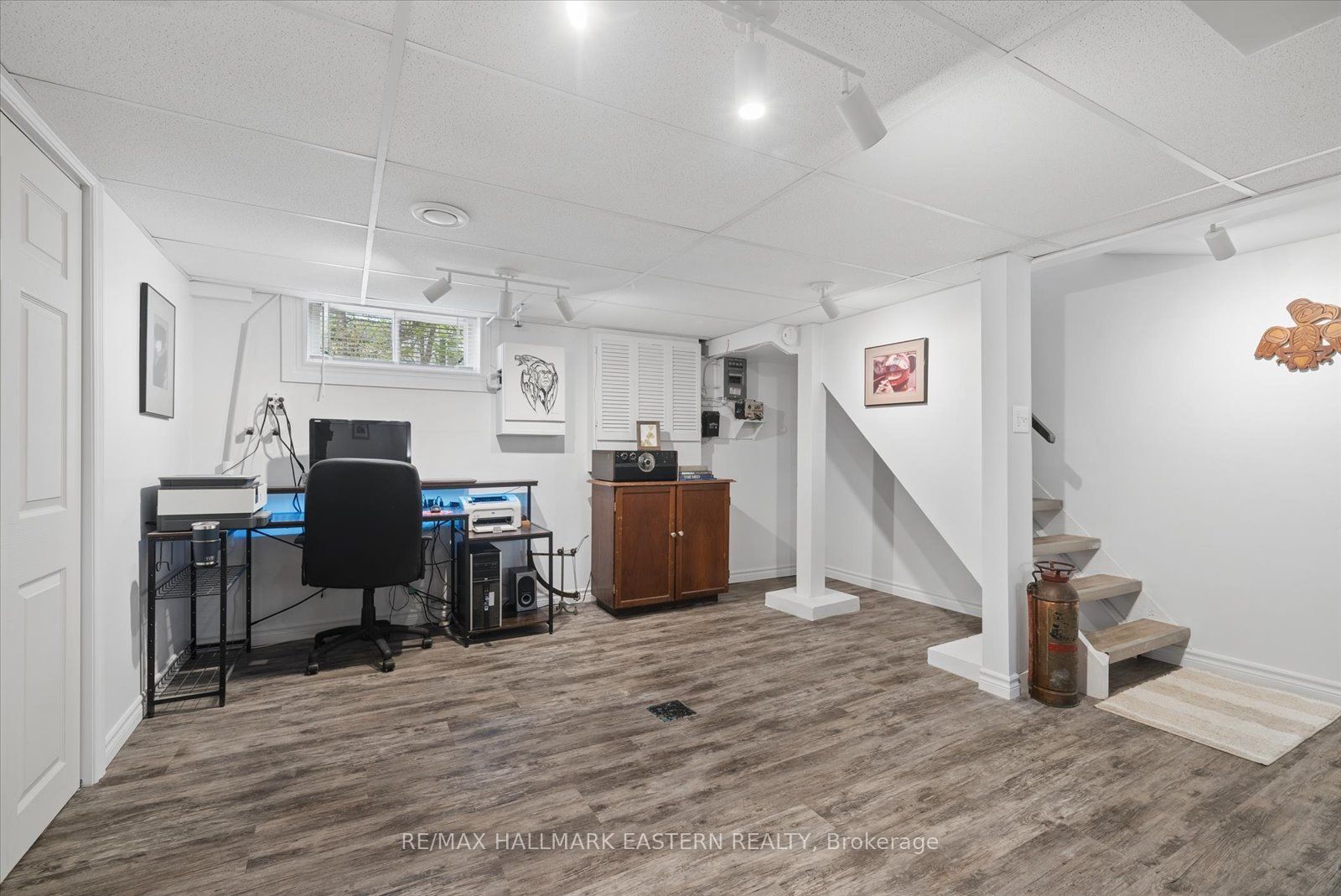 301 Engleburn Avenue Property Photo 28