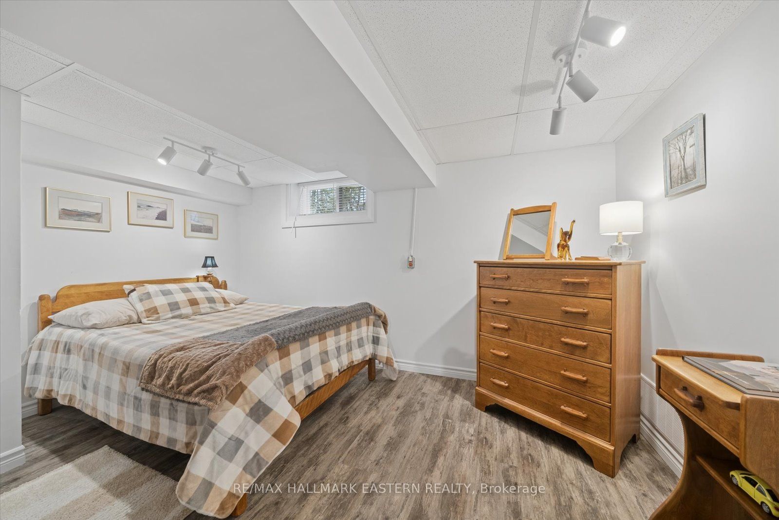 301 Engleburn Avenue Property Photo 30