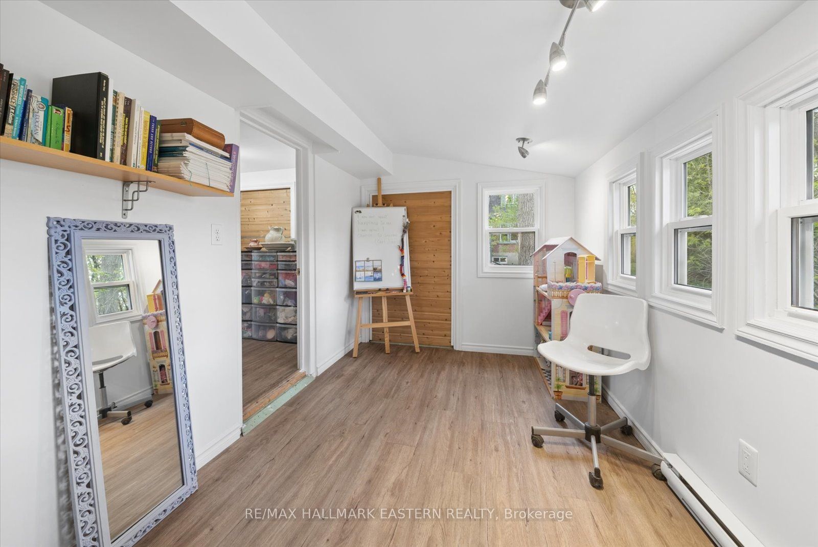 301 Engleburn Avenue Property Photo 34