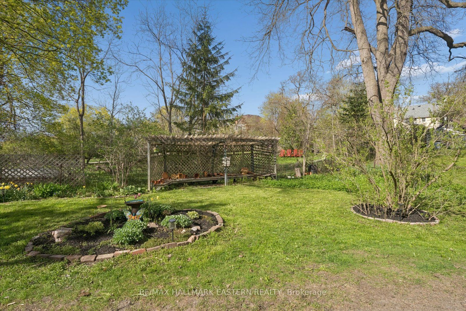 301 Engleburn Avenue Property Photo 37
