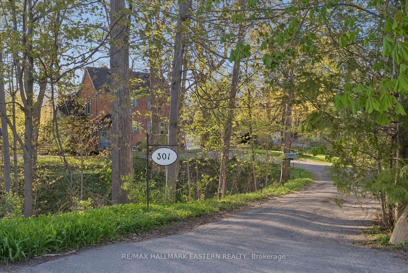 301 Engleburn Avenue Property Photo 44