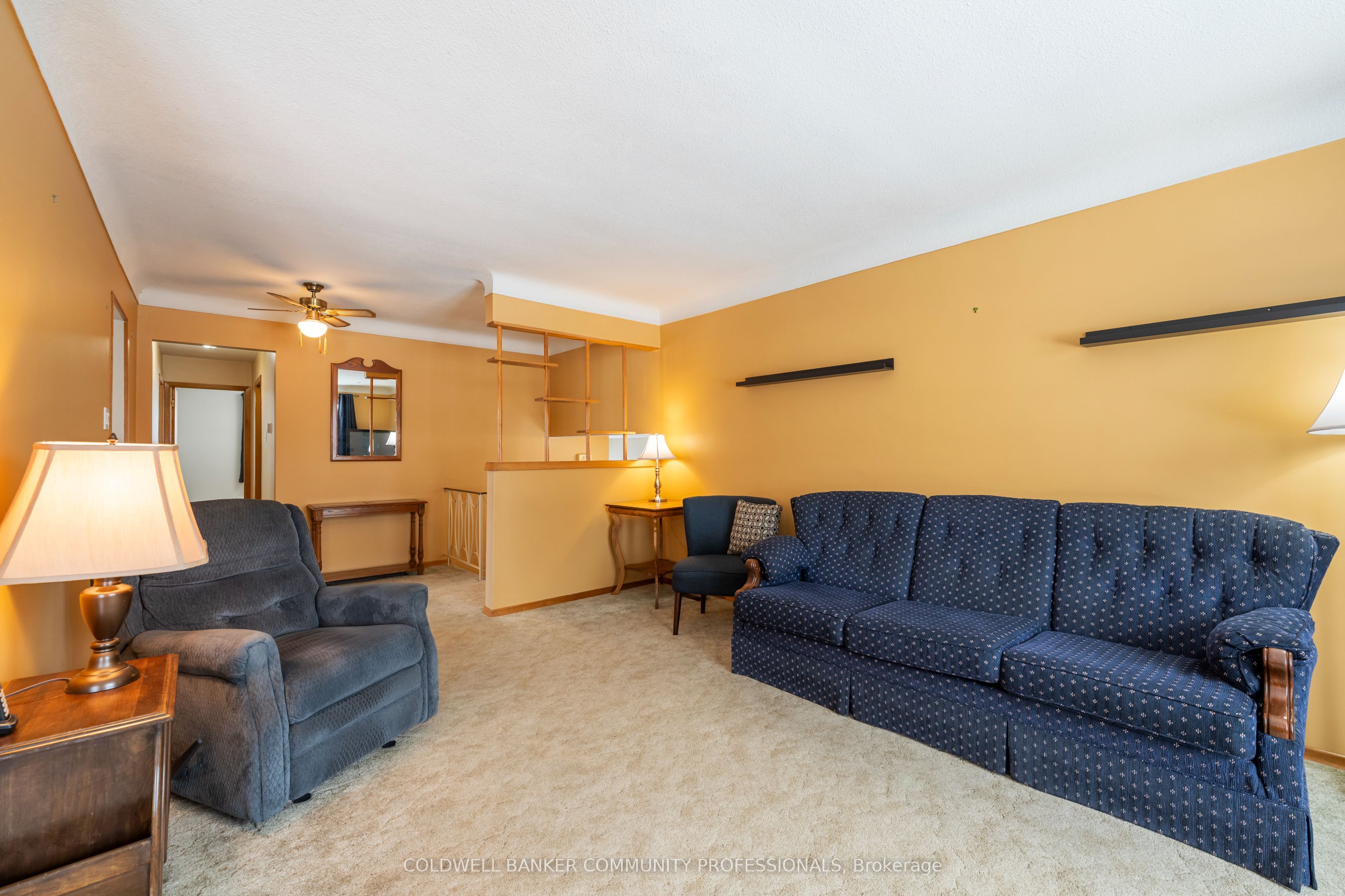 401 Mohawk Road W Property Photo 12