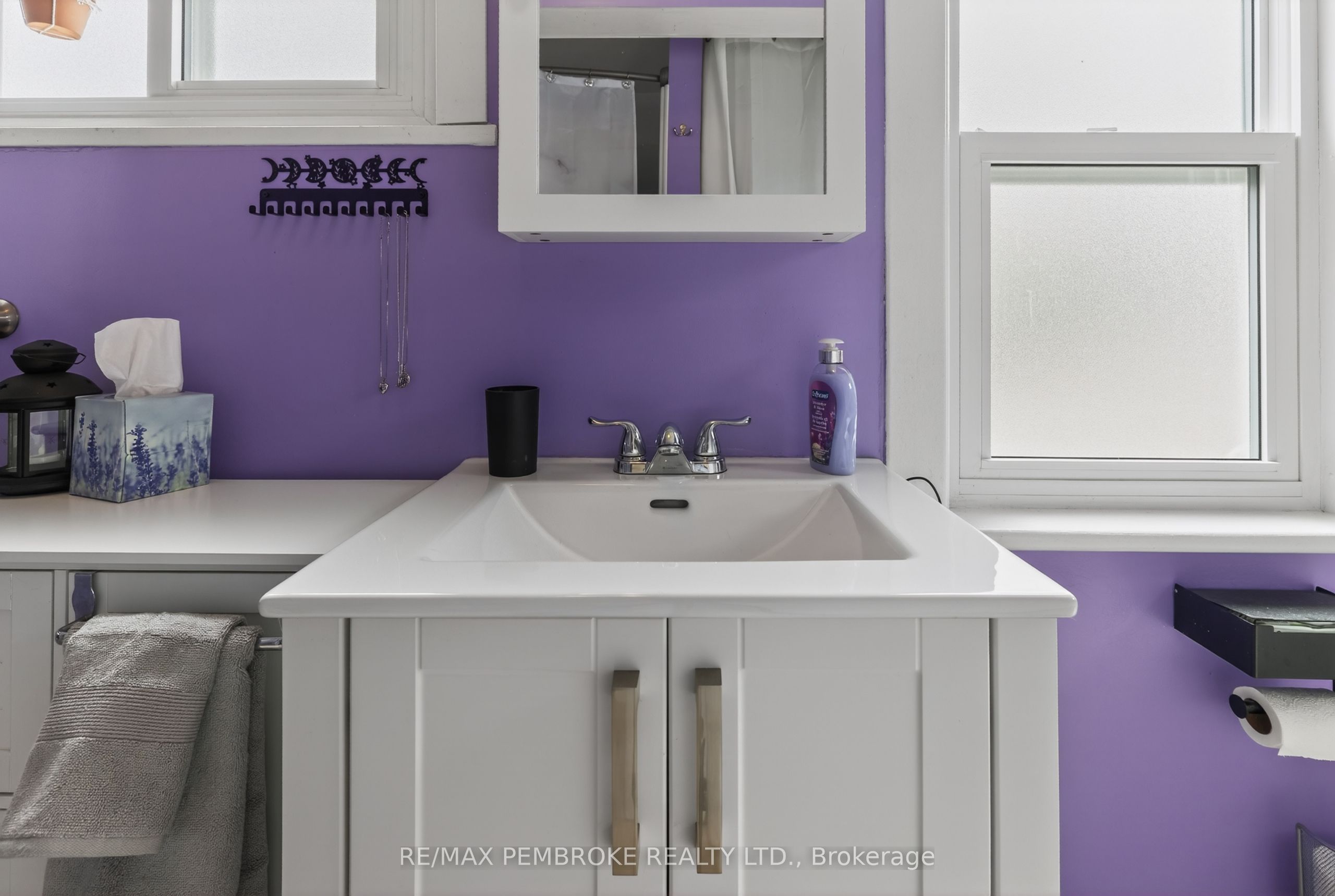 302 Willard Street Property Photo 16