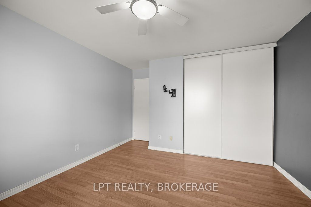 17 Eldon Hall Place 303 Property Photo 15