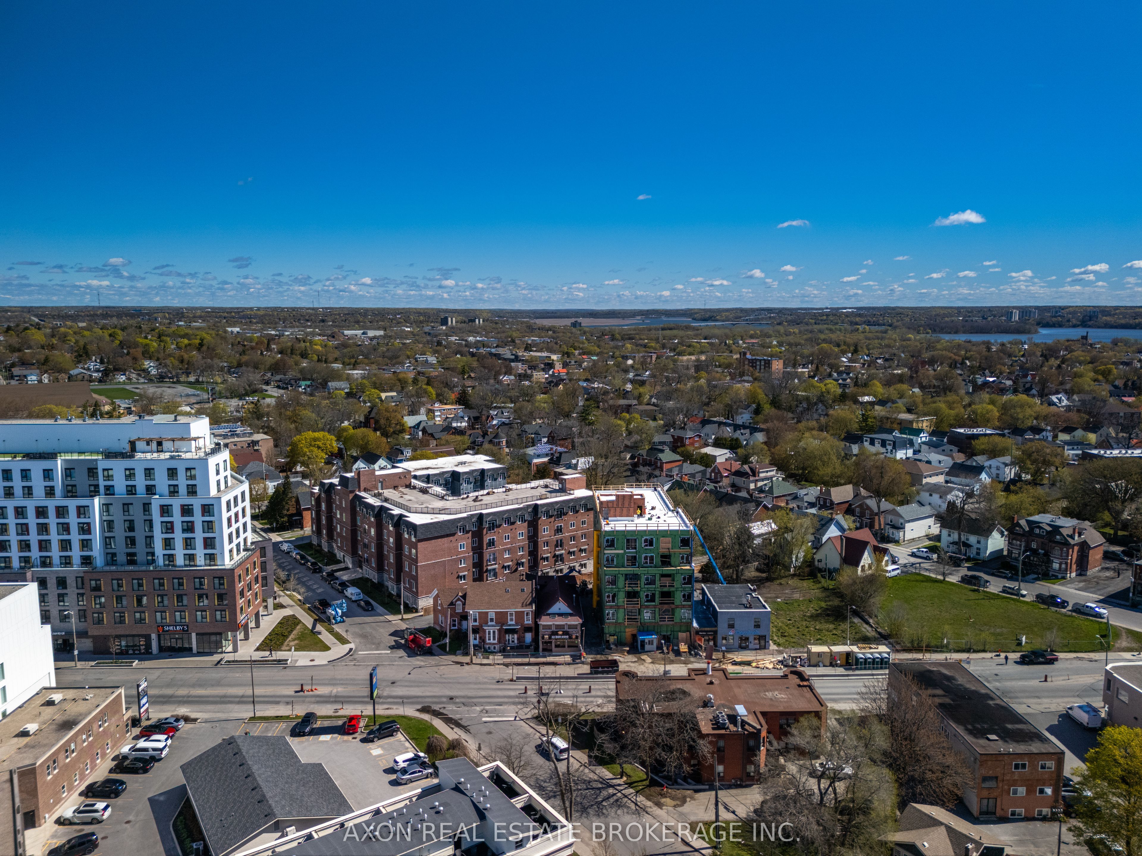 569 Princess Street Property Photo 5