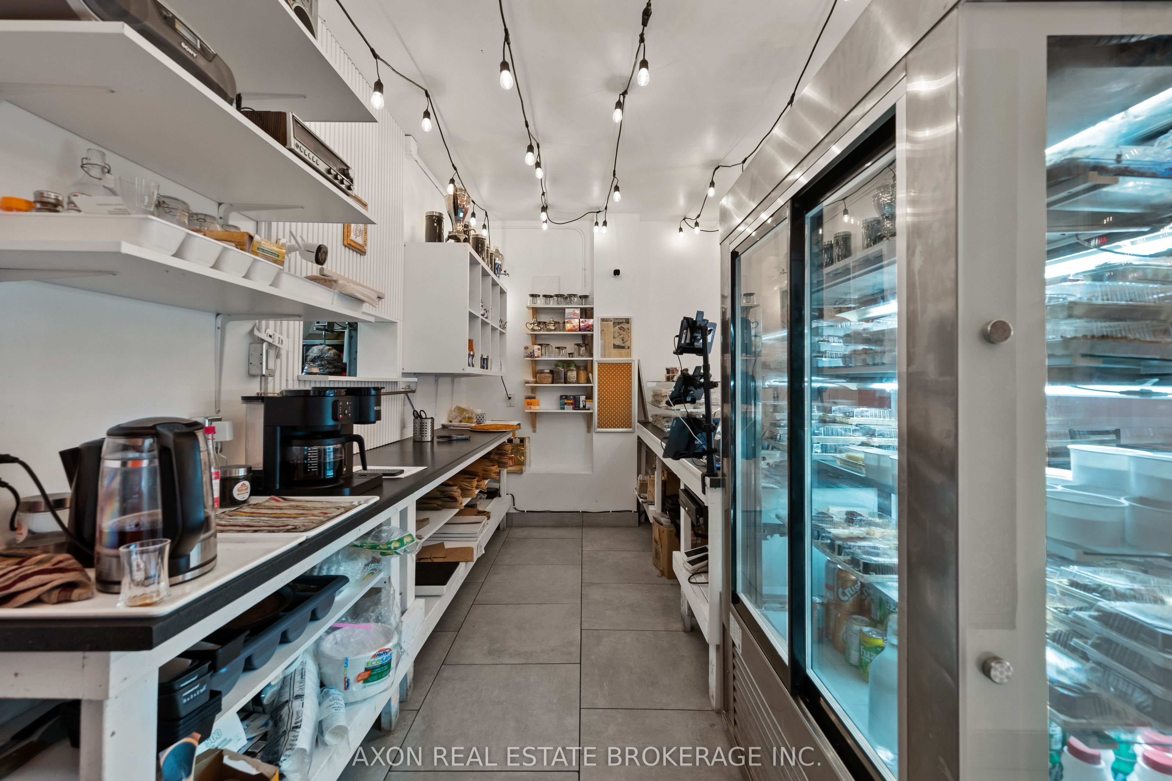 569 Princess Street Property Photo 12