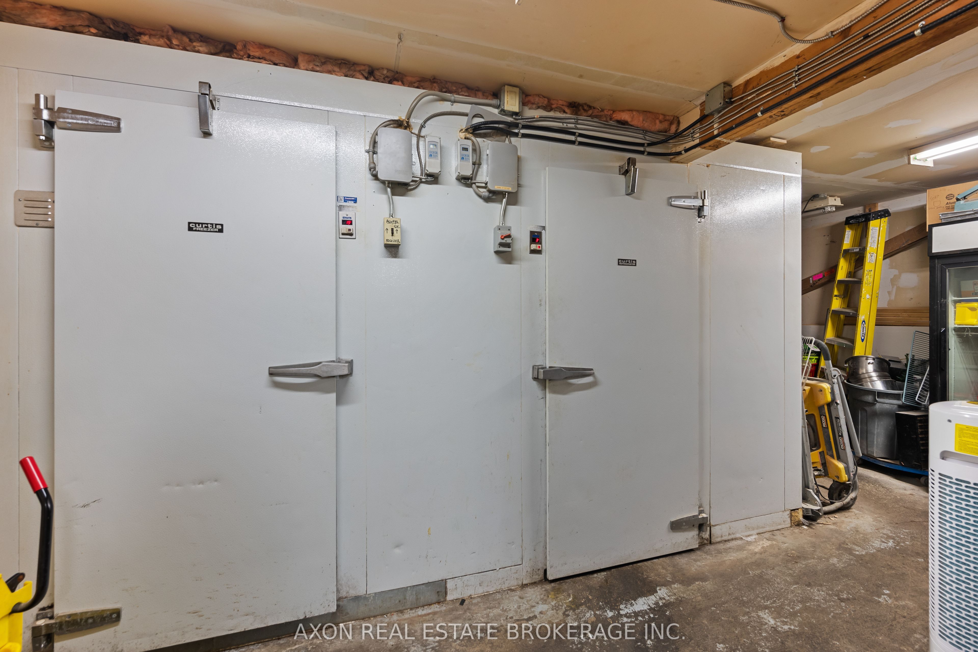 569 Princess Street Property Photo 17