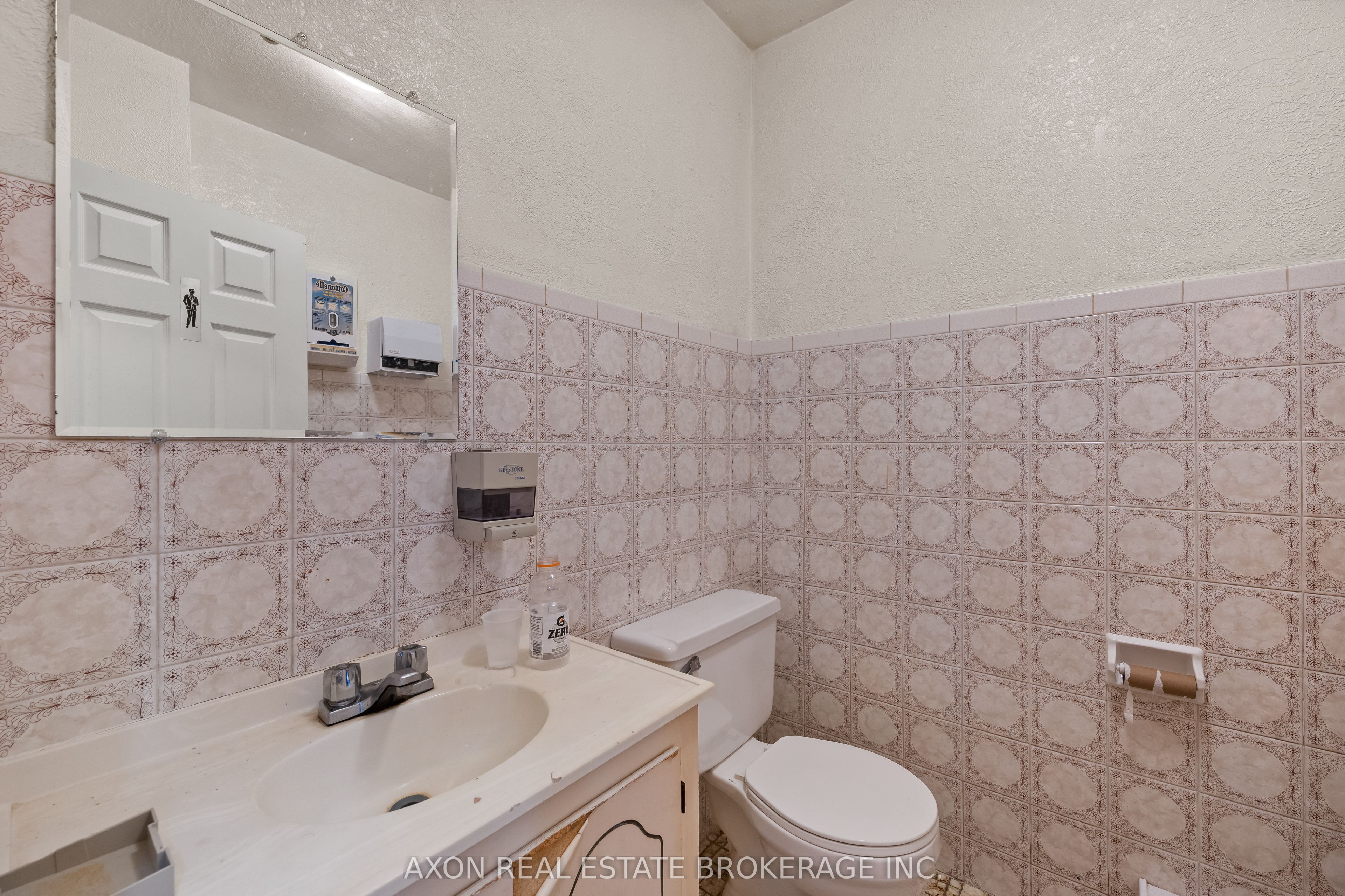 569 Princess Street Property Photo 26