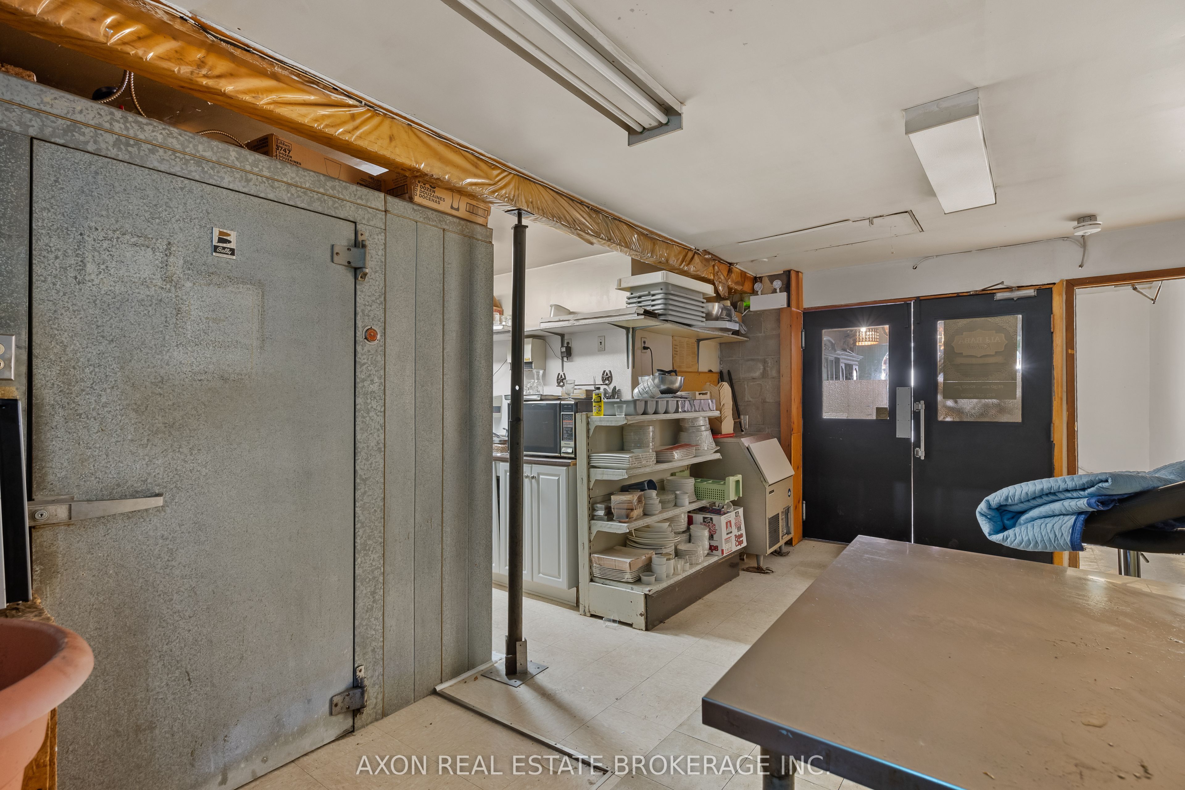 569 Princess Street Property Photo 31