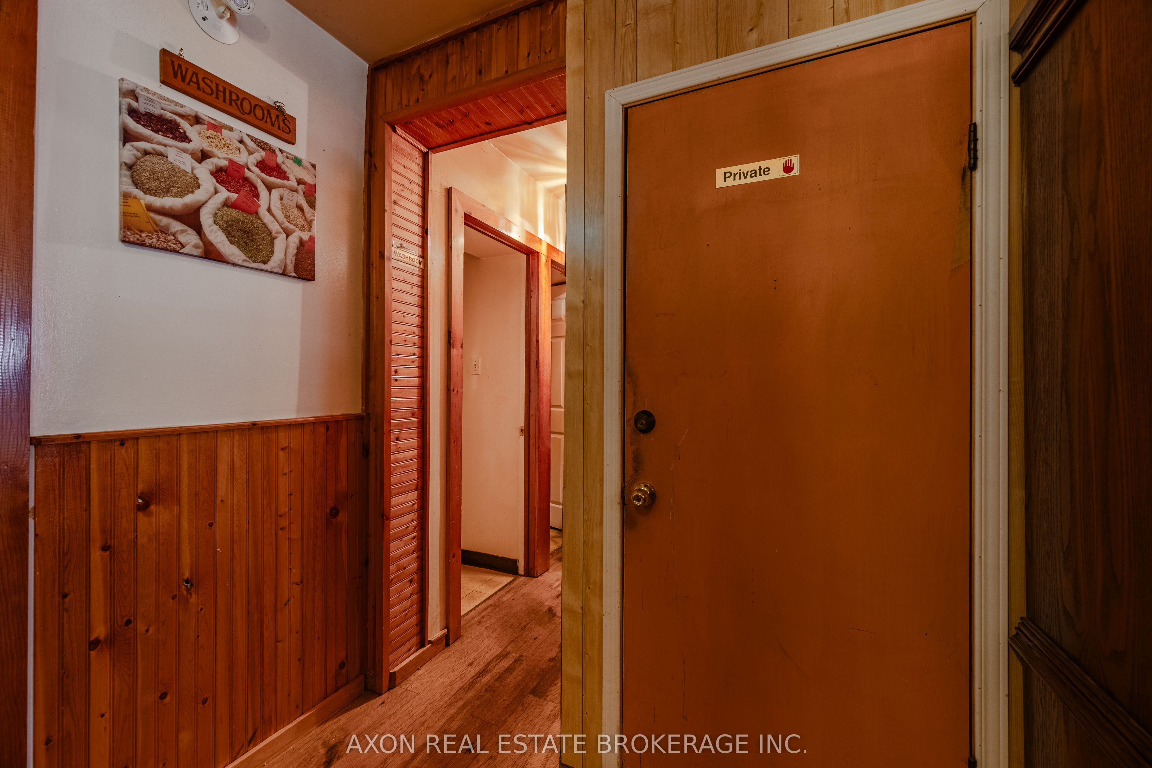 569 Princess Street Property Photo 41