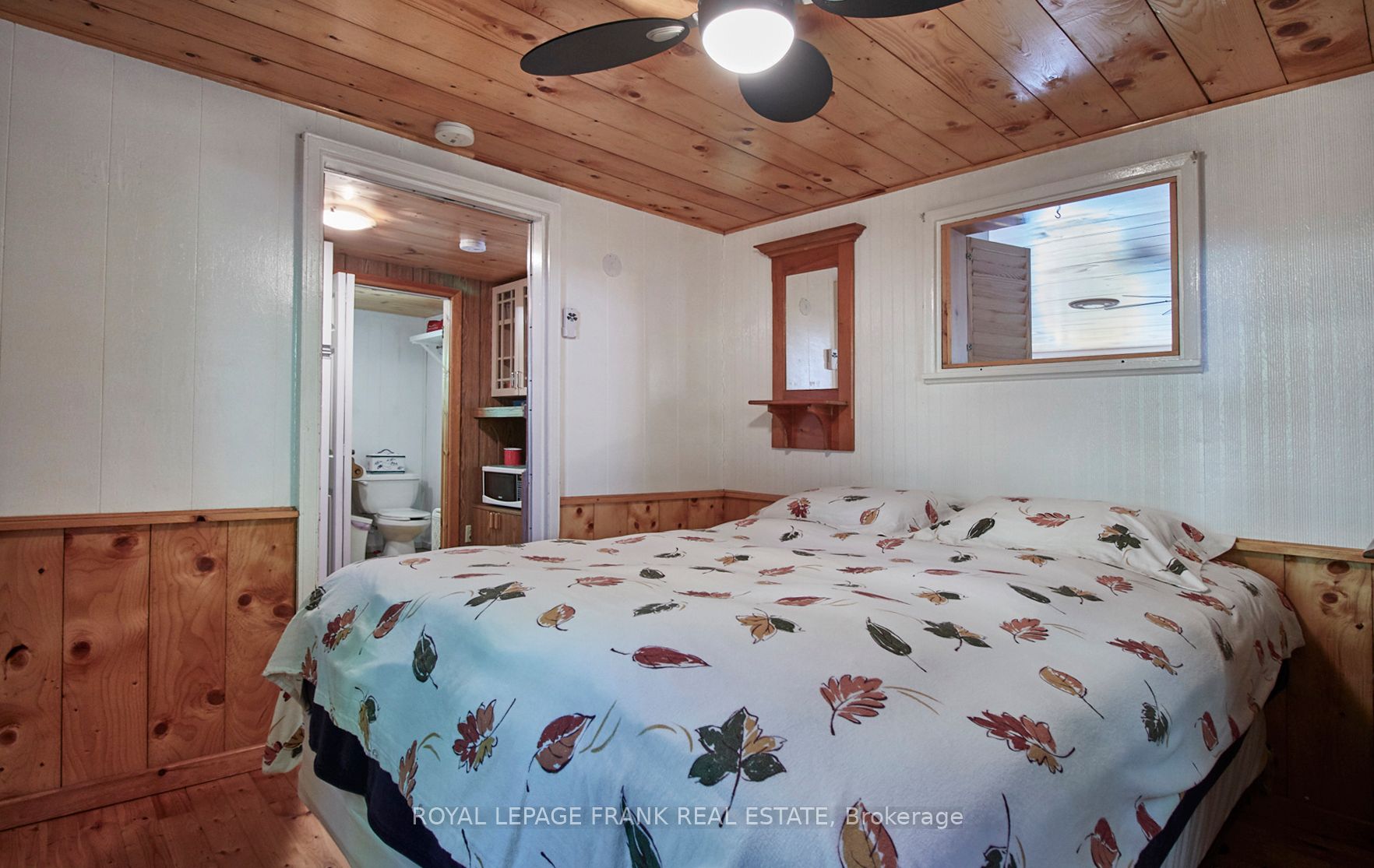 2a Whites Island Property Photo 21