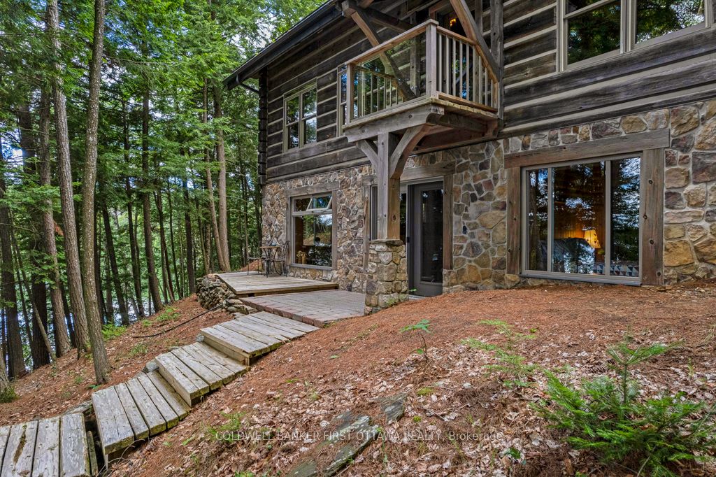 2275 Palmerston Lake Property Photo 8
