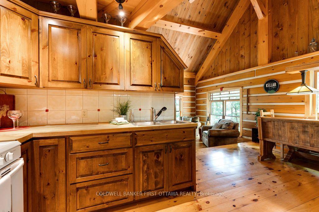 2275 Palmerston Lake Property Photo 18