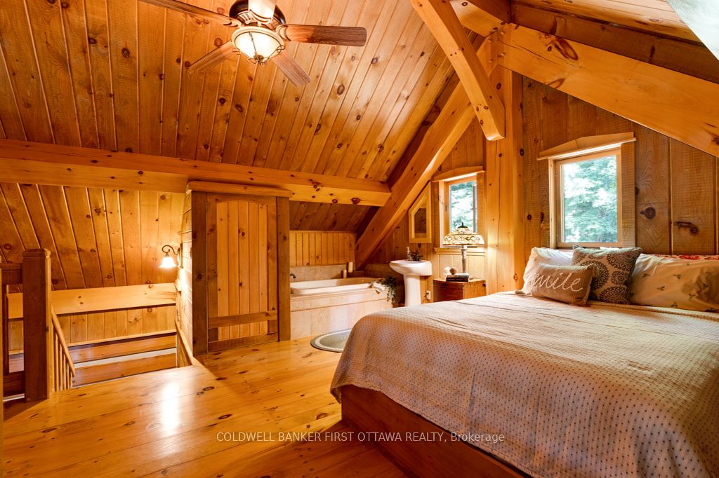 2275 Palmerston Lake Property Photo 24