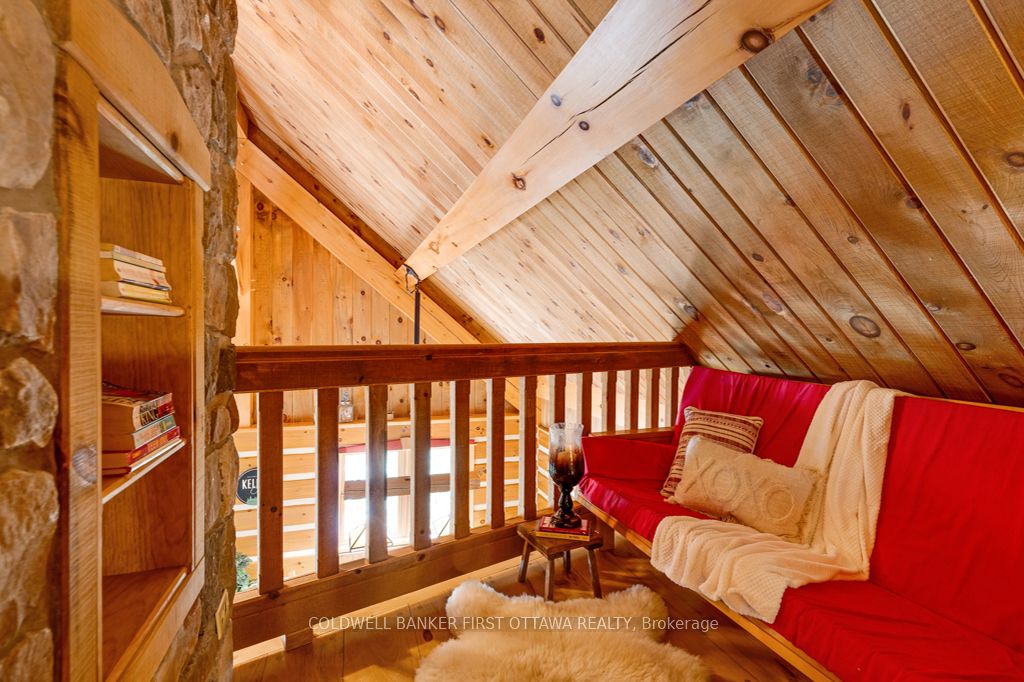 2275 Palmerston Lake Property Photo 29