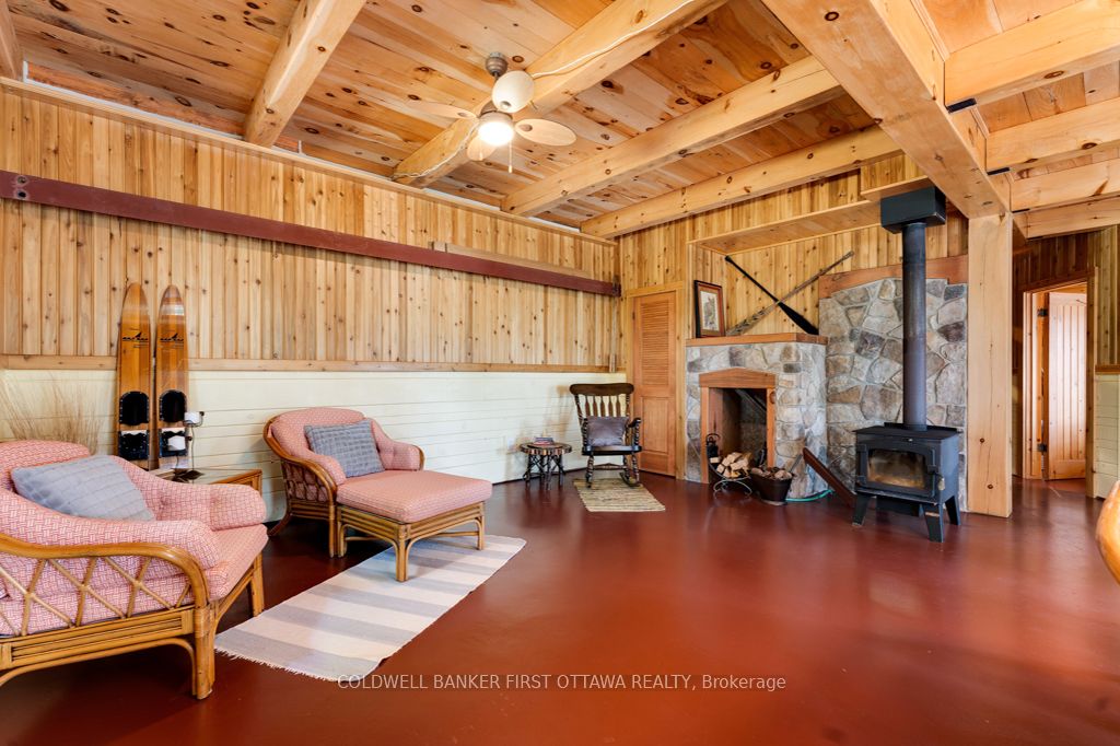 2275 Palmerston Lake Property Photo 32