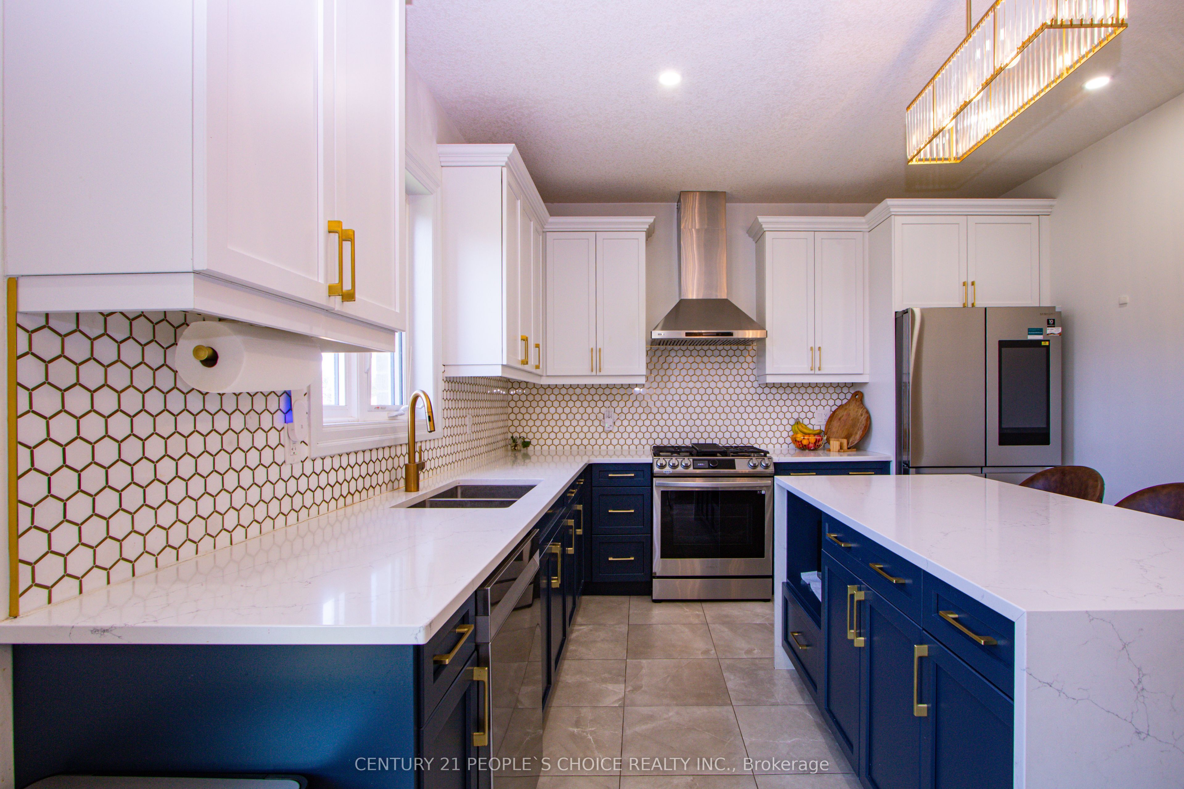 222 Boardwalk Way Property Photo 7