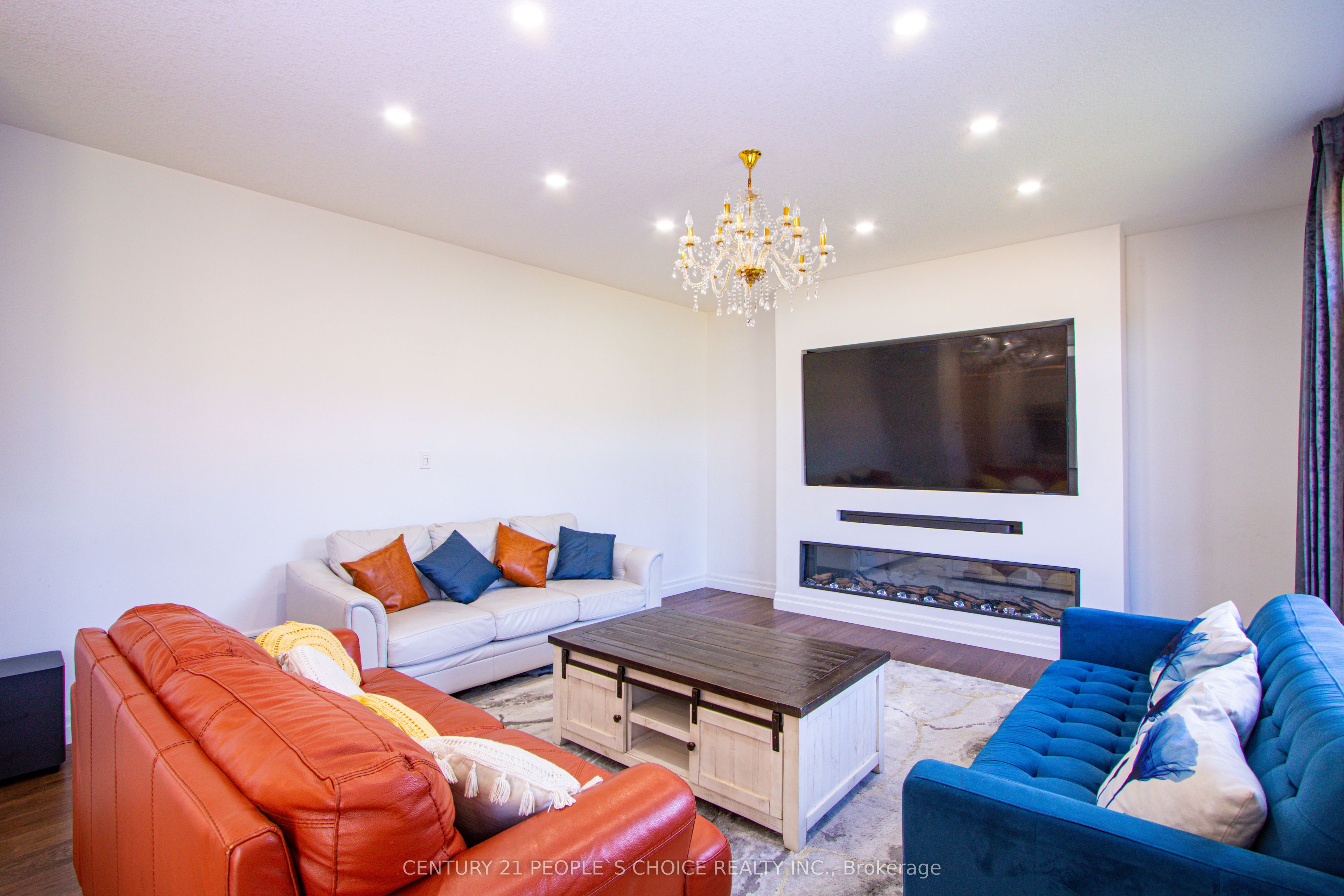 222 Boardwalk Way Property Photo 13